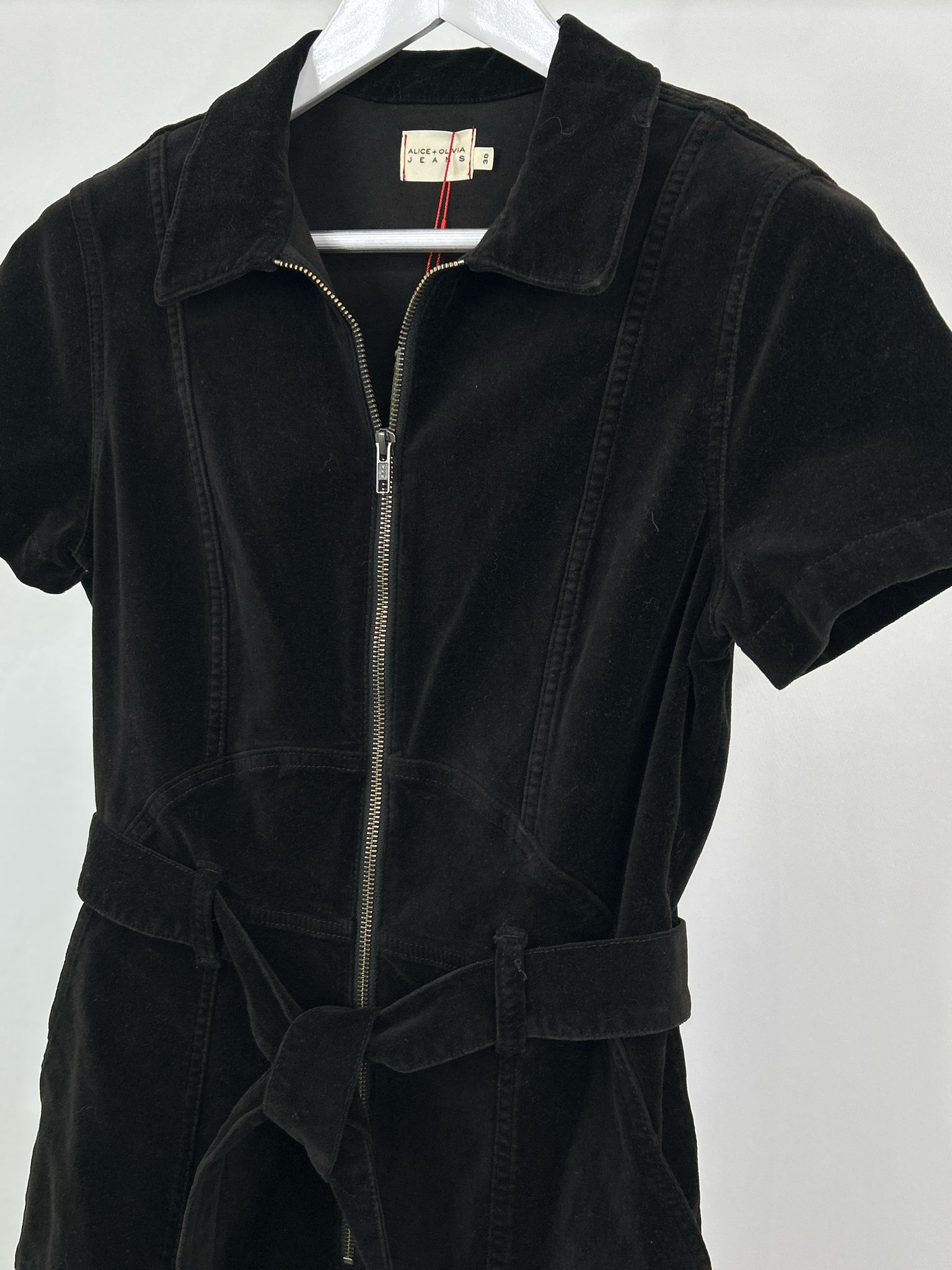 ALICE + OLIVIA NWT Size 30/10 Black Women Jumpsuit