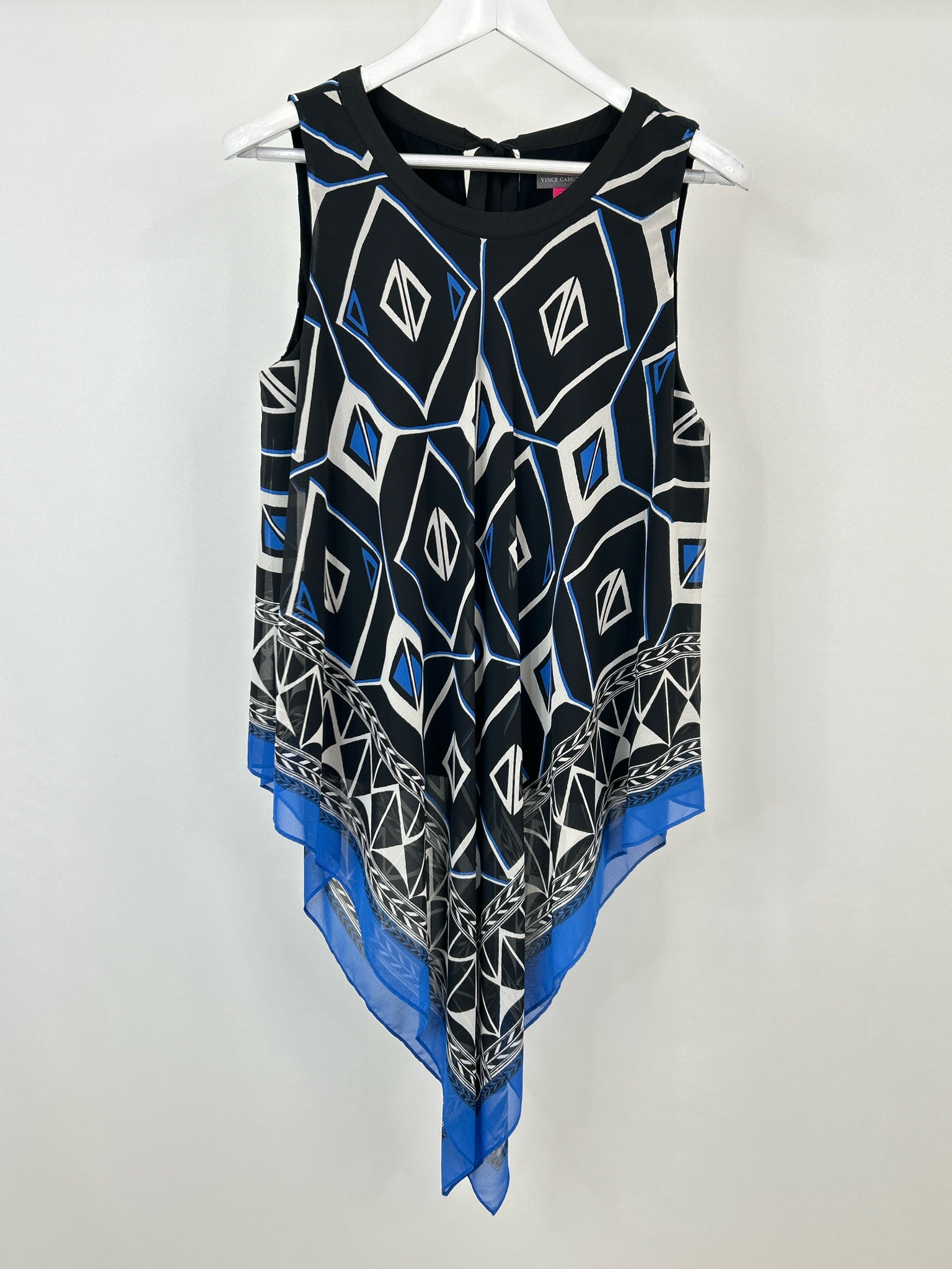 VINCE CAMUTO NWT Size M Black Print Women Tunic
