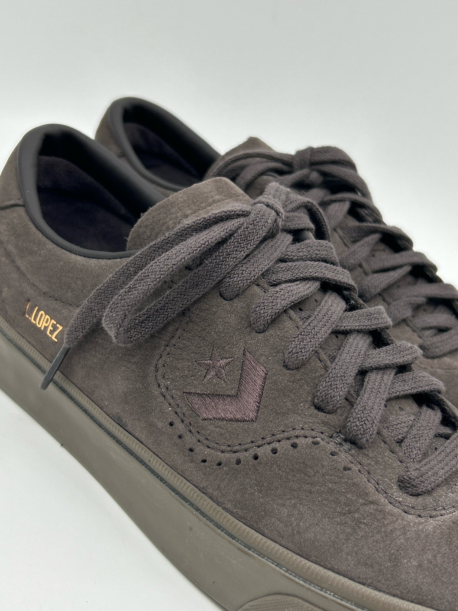 CONVERSE Size 9.5 Brown Women Sneakers