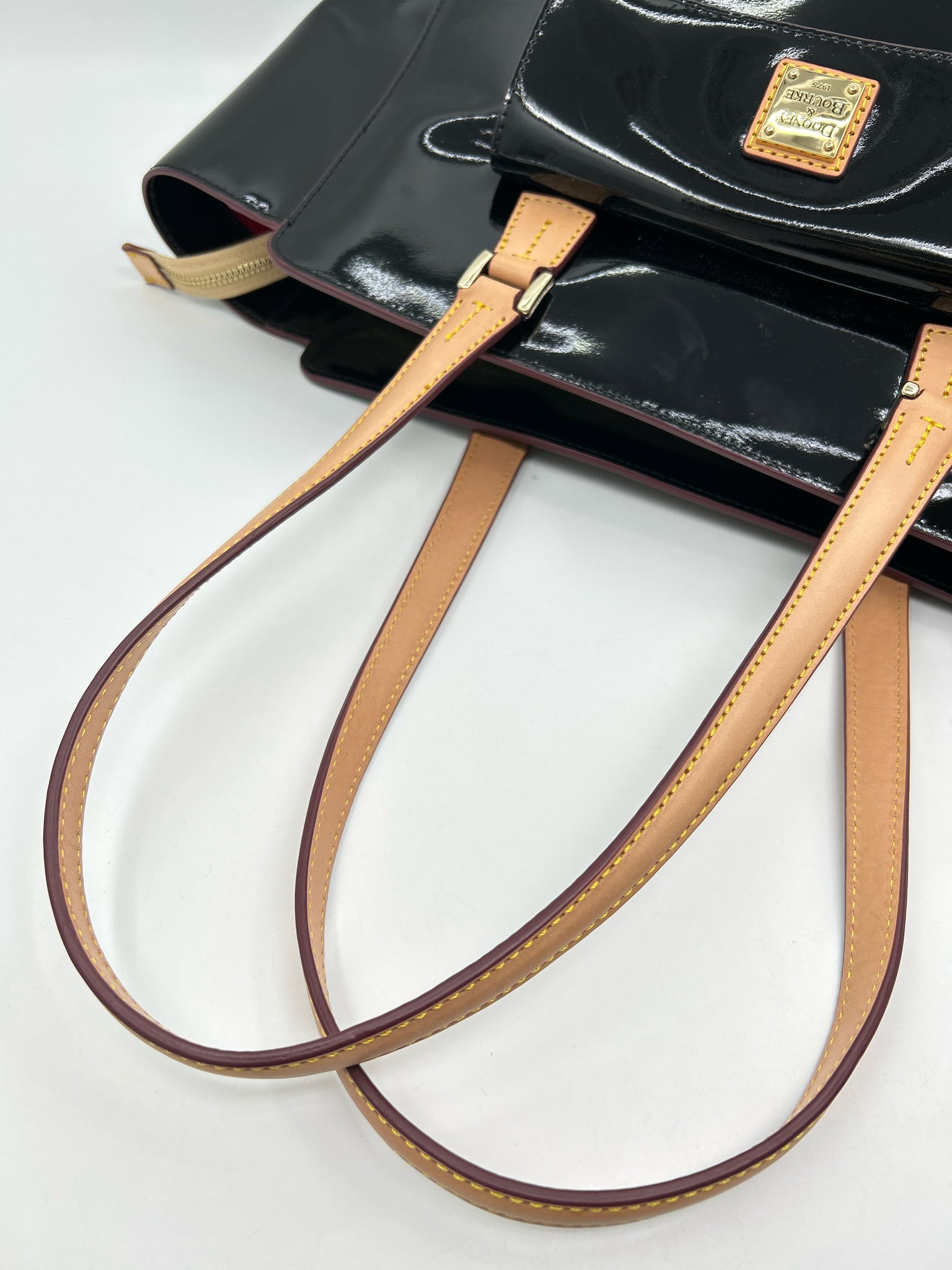 DOONEY & BOURKE Black and Tan Women Purse Tote