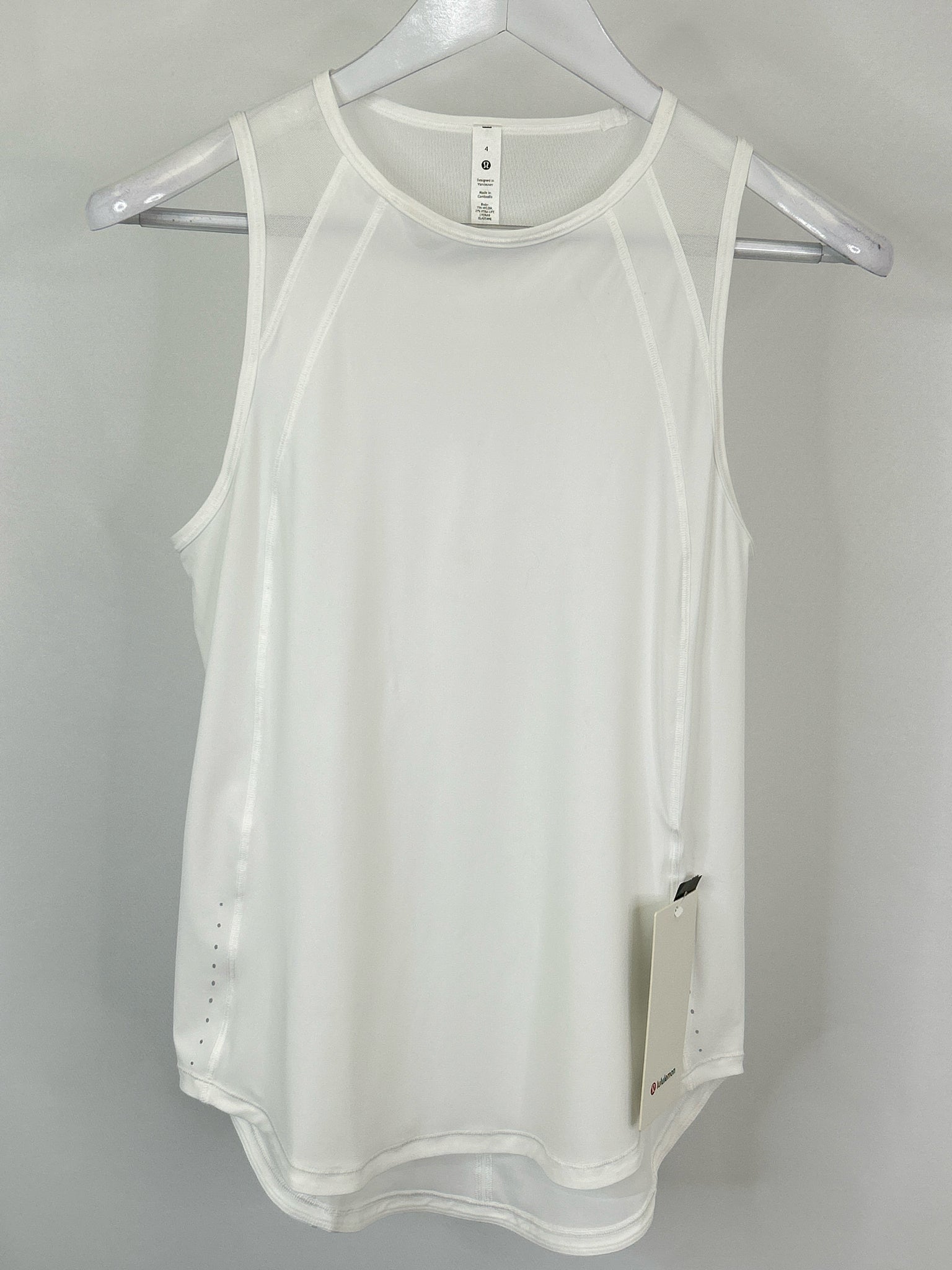 LULULEMON Size 4 White Women Workout Top