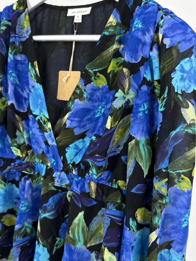 BLU PEPPER Size M Blue Print Women Top