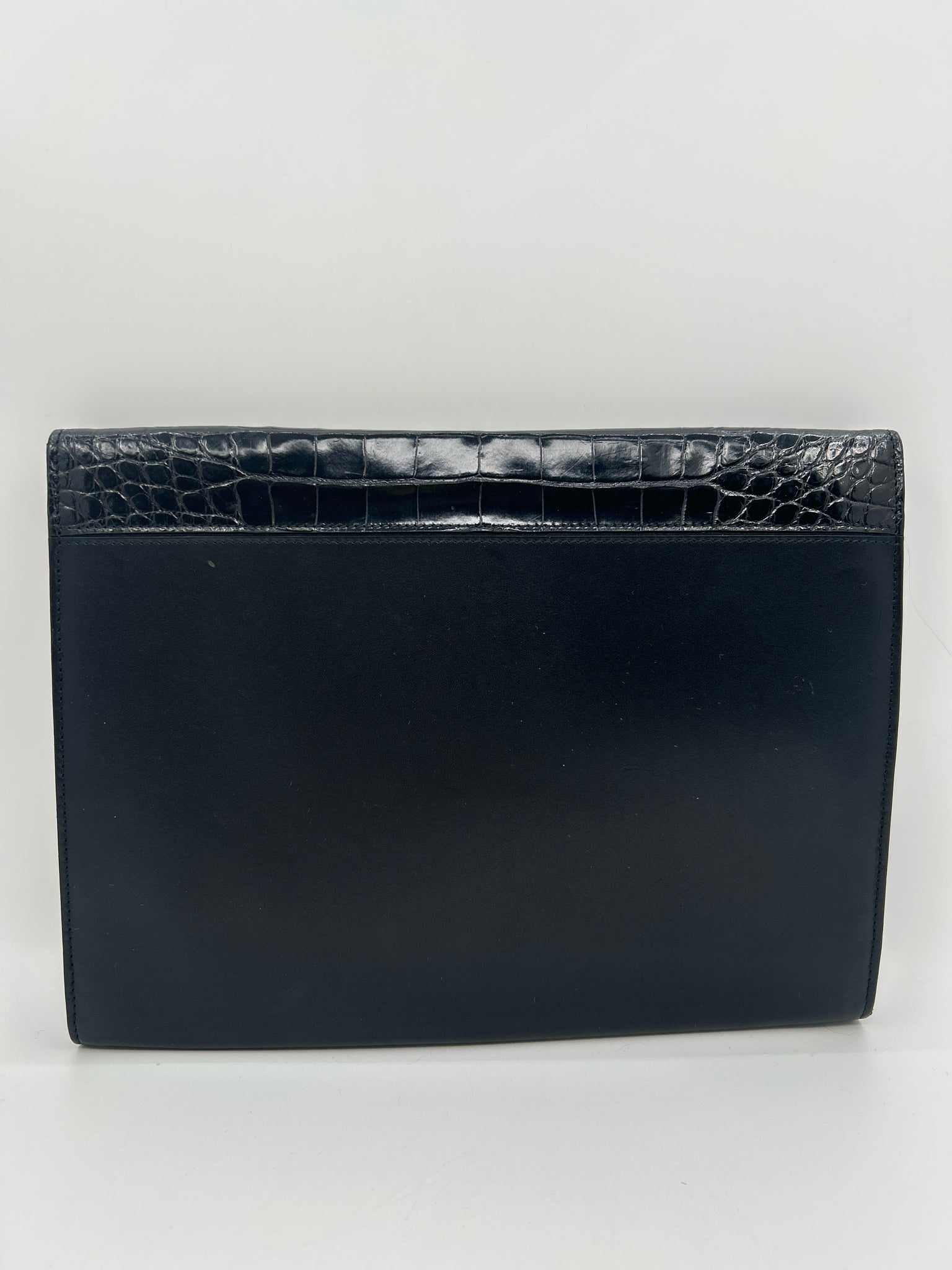 SALVATORE FERRAGAMO Black Women Clutch
