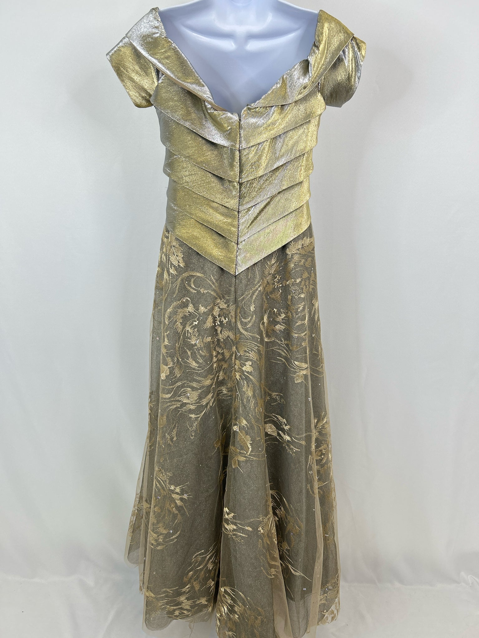 Rene Ruiz Size 8 Champagne Women Dress