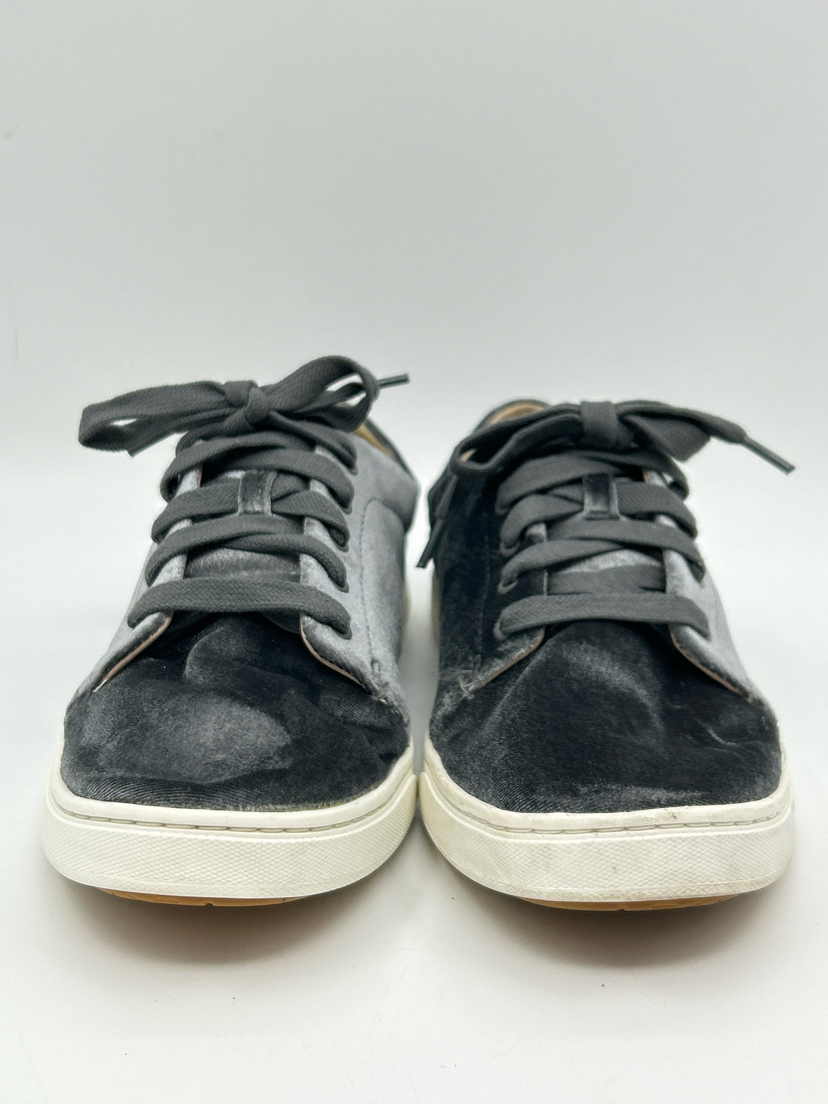 OLU KAI Size 9 Grey Women Sneakers