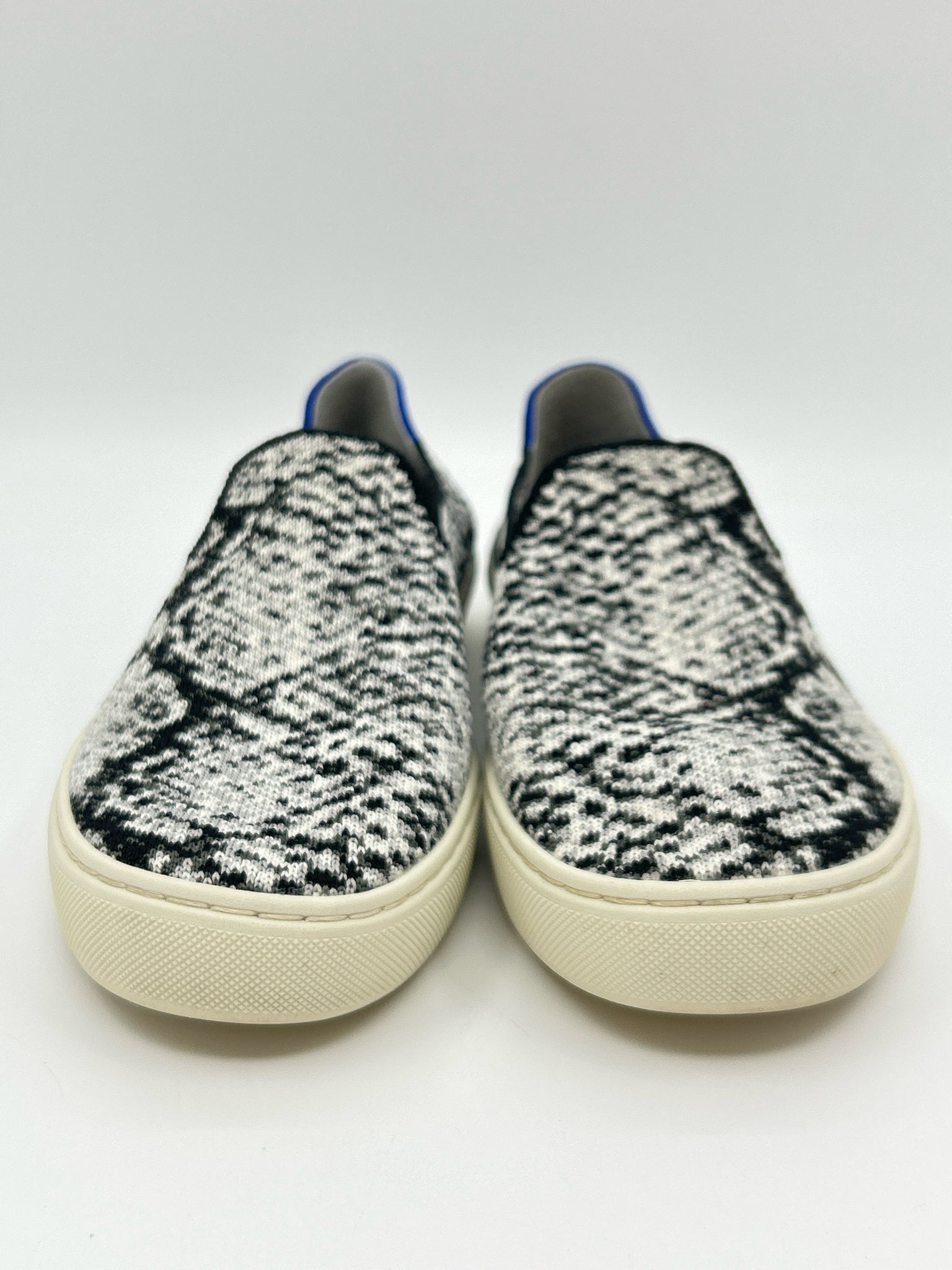 ROTHY'S Size 6.5W Black and White Women Sneakers