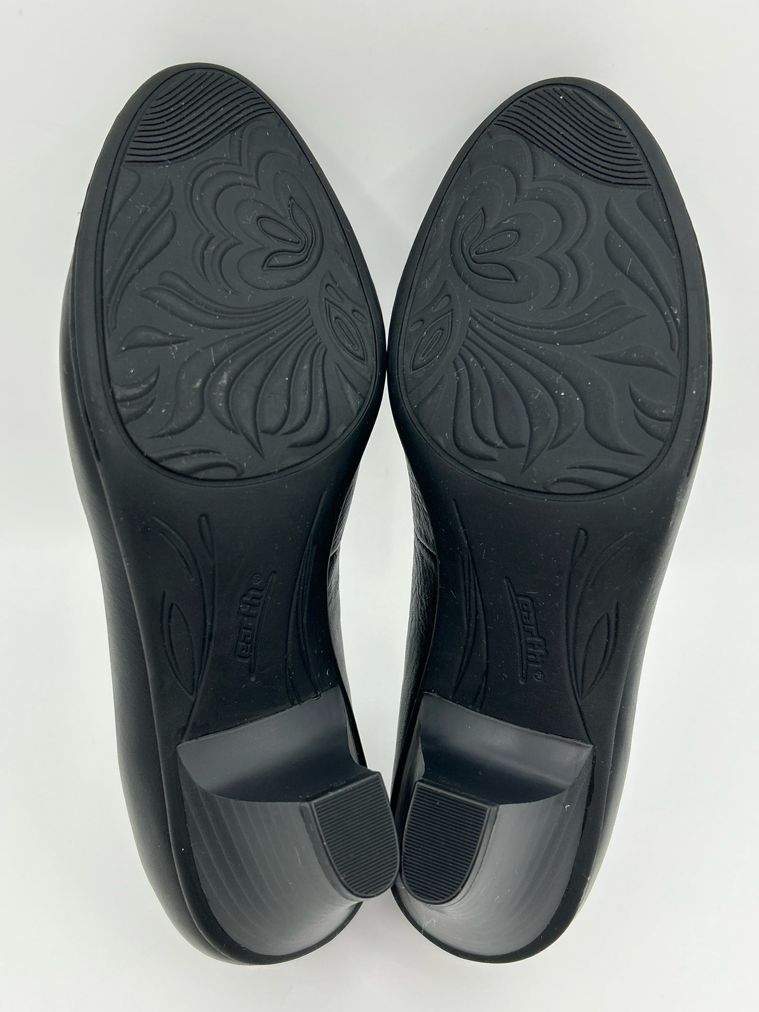 EARTH Size 7B Black Women Pumps
