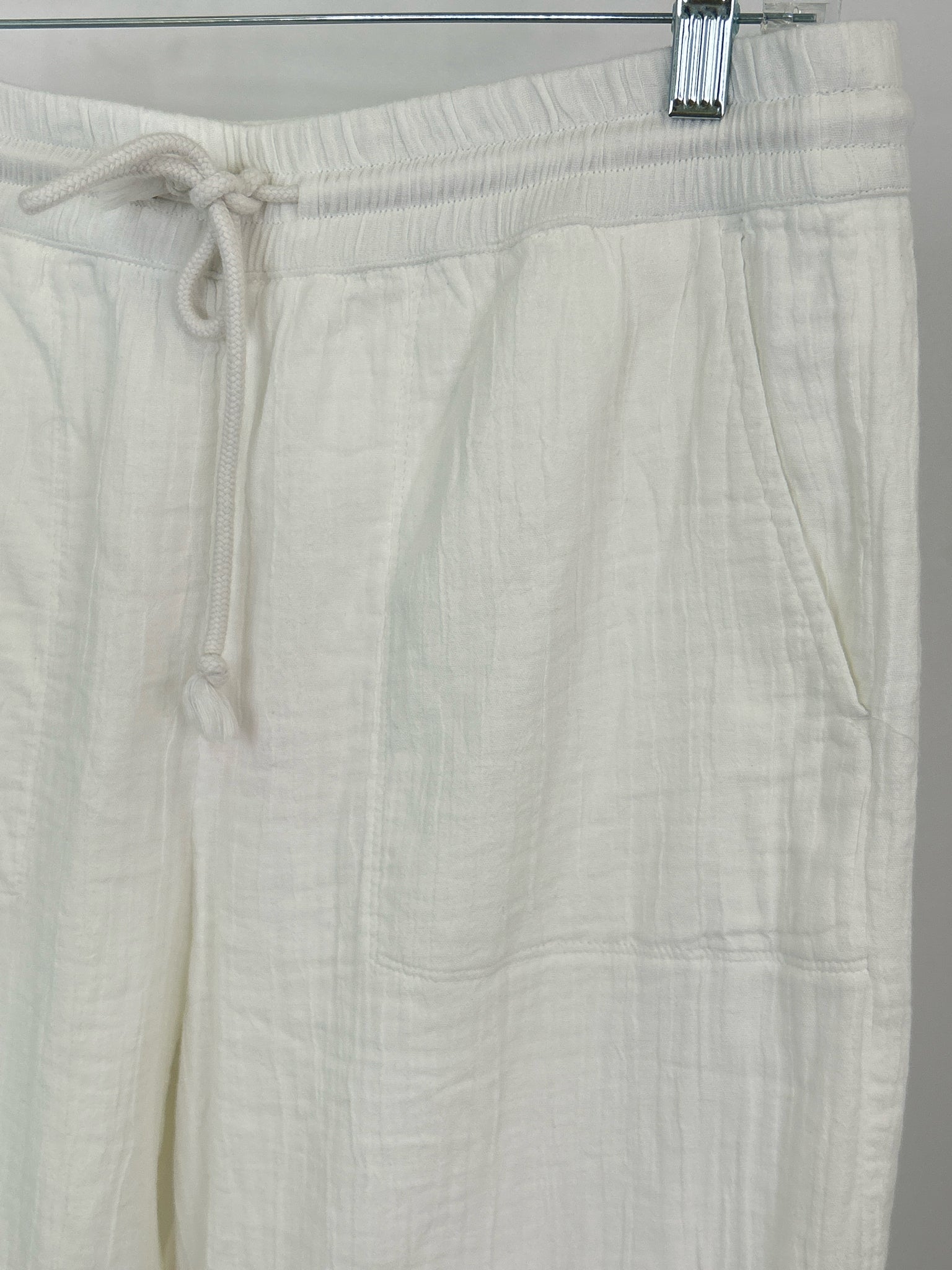 LOFT Size M White Women Pants NWT