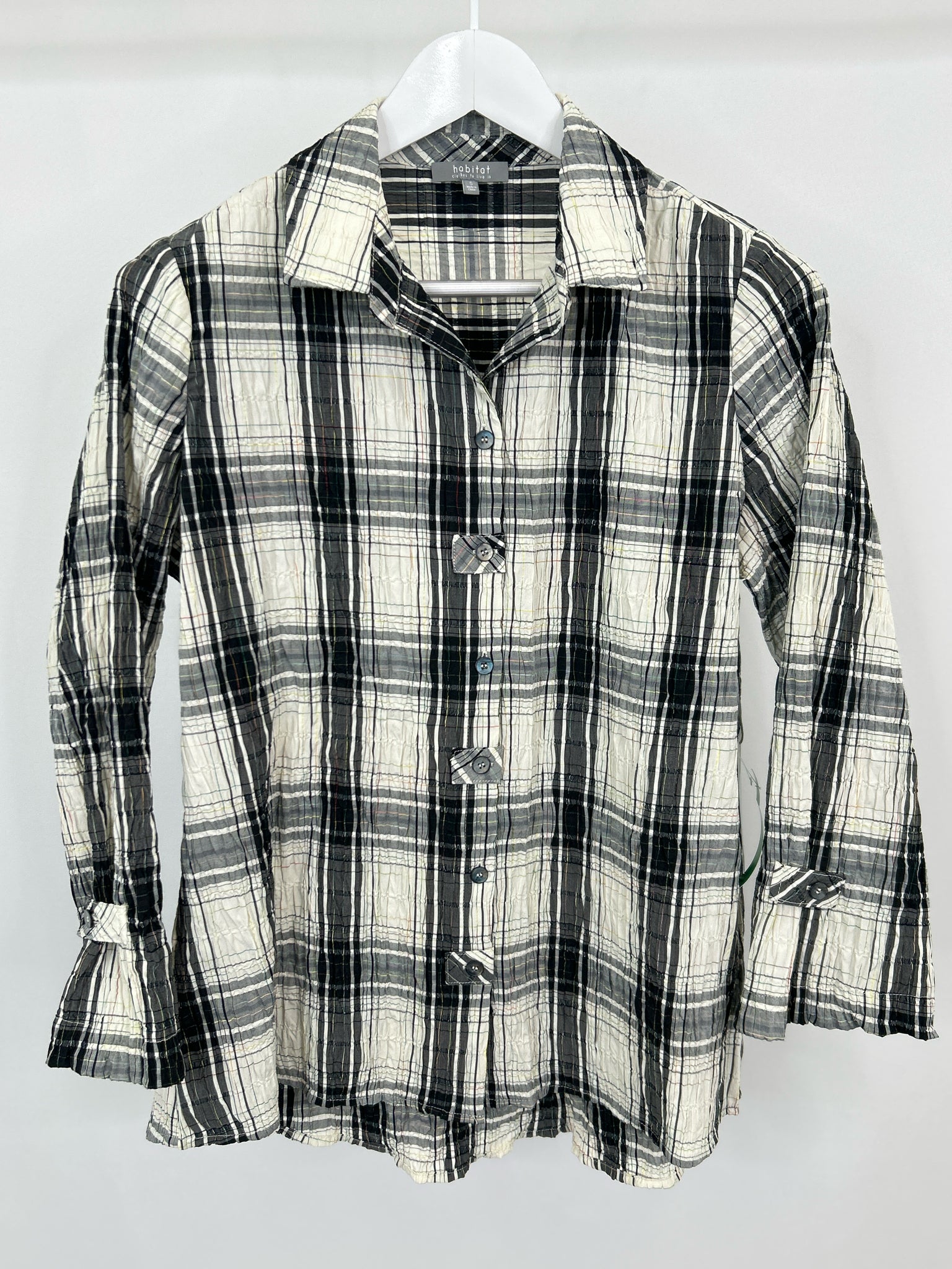 HABITAT Size S White and Black Women Shirt NWT