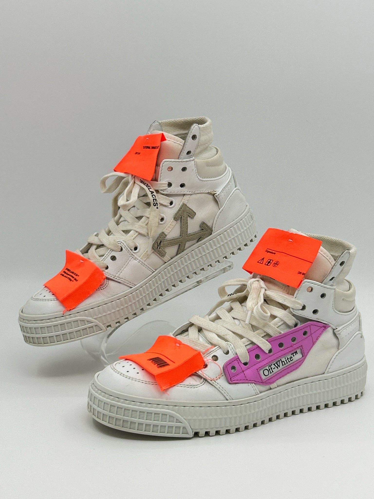 OFF-WHITE Size 36 White Print Women Sneakers