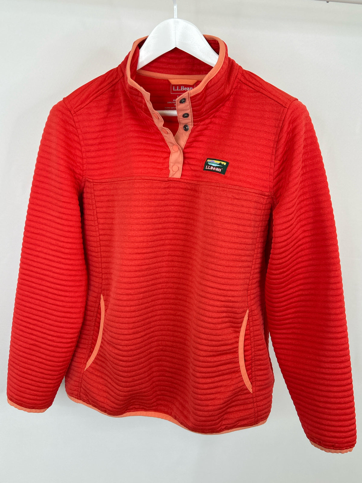 LL BEAN Size L Red and Coral Women Pullover