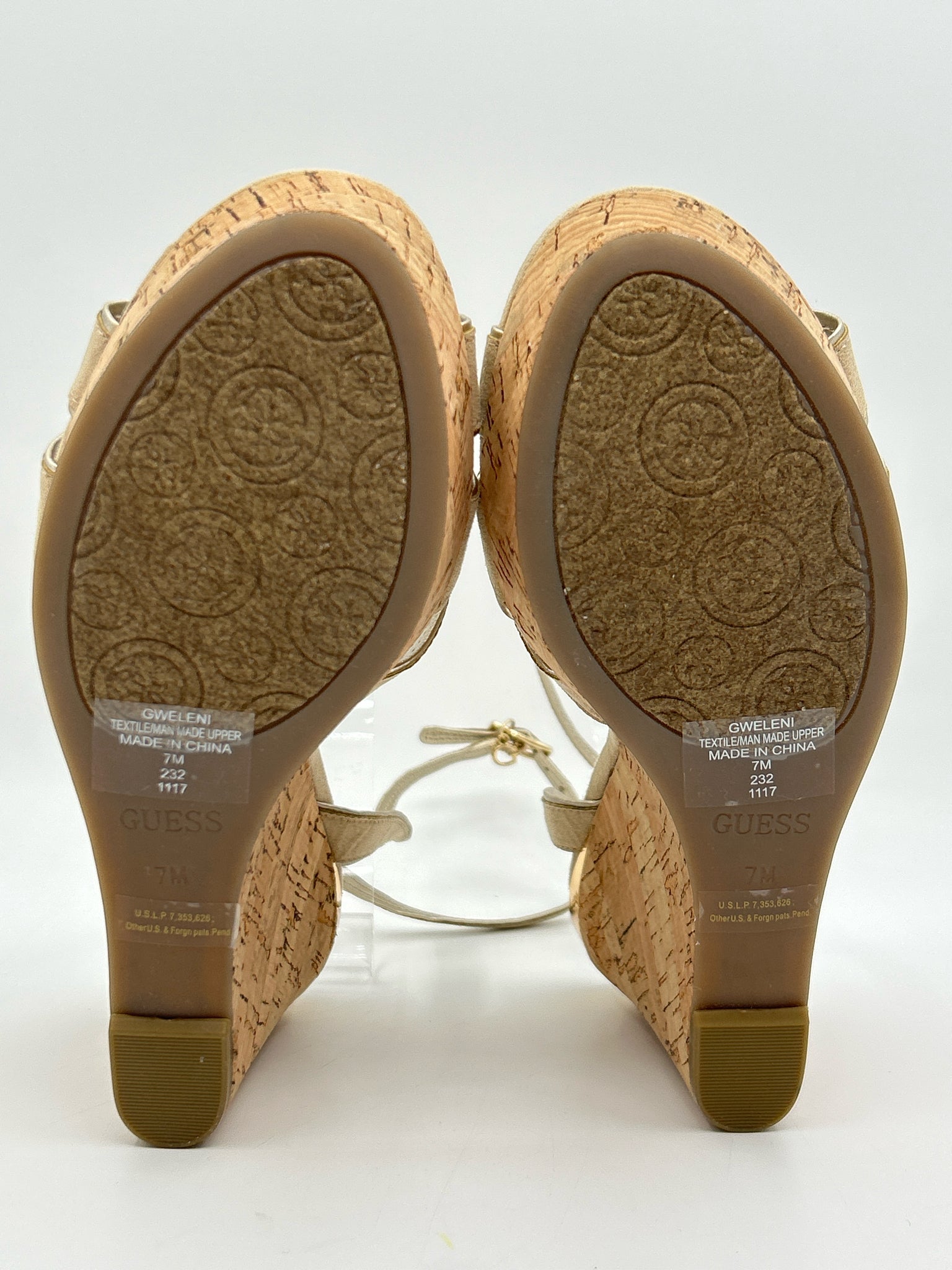 GUESS NIB Size 7M Beige Women Sandal NIB