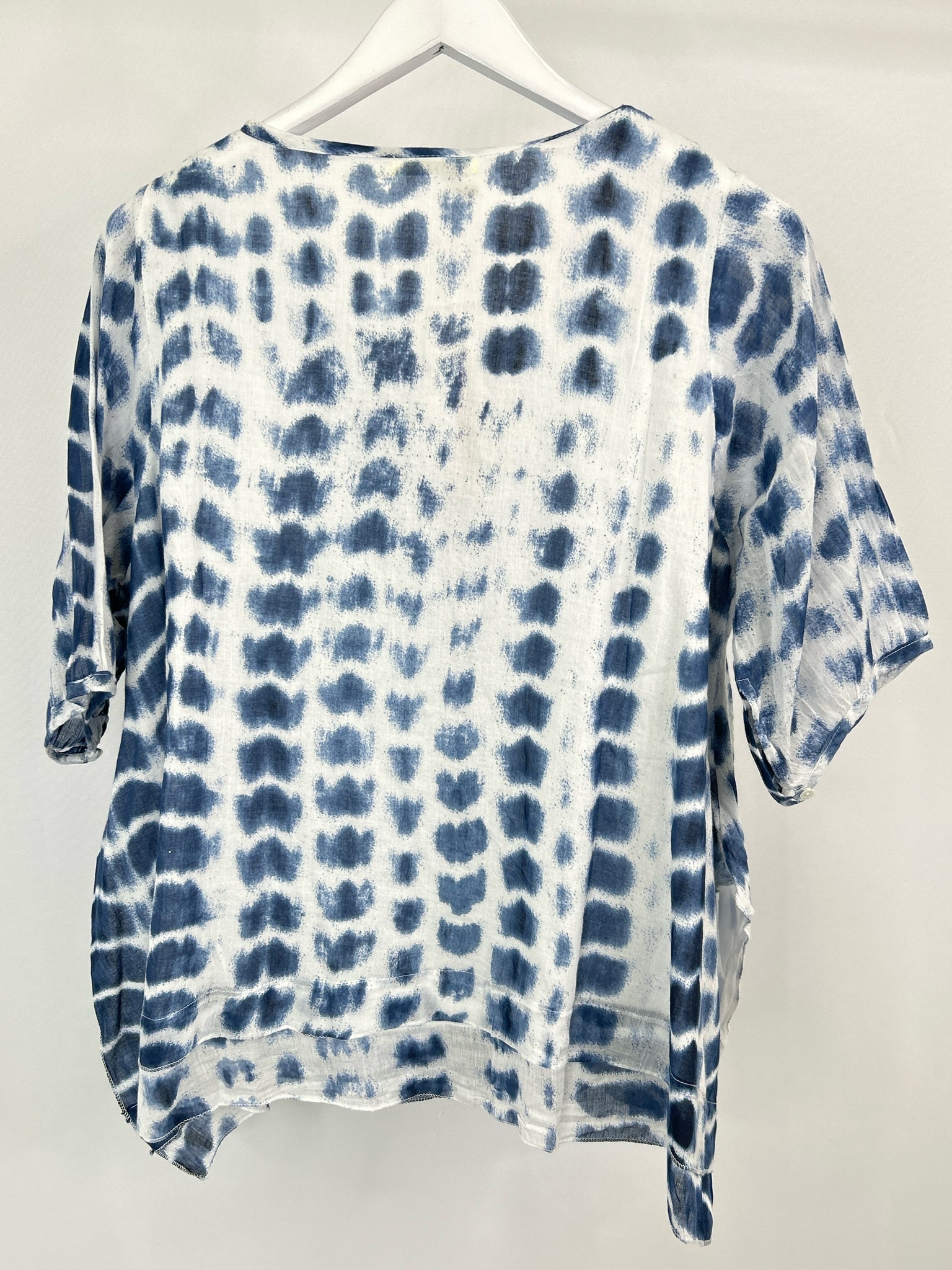 DOLMA Size L Navy Print Women Top NWT