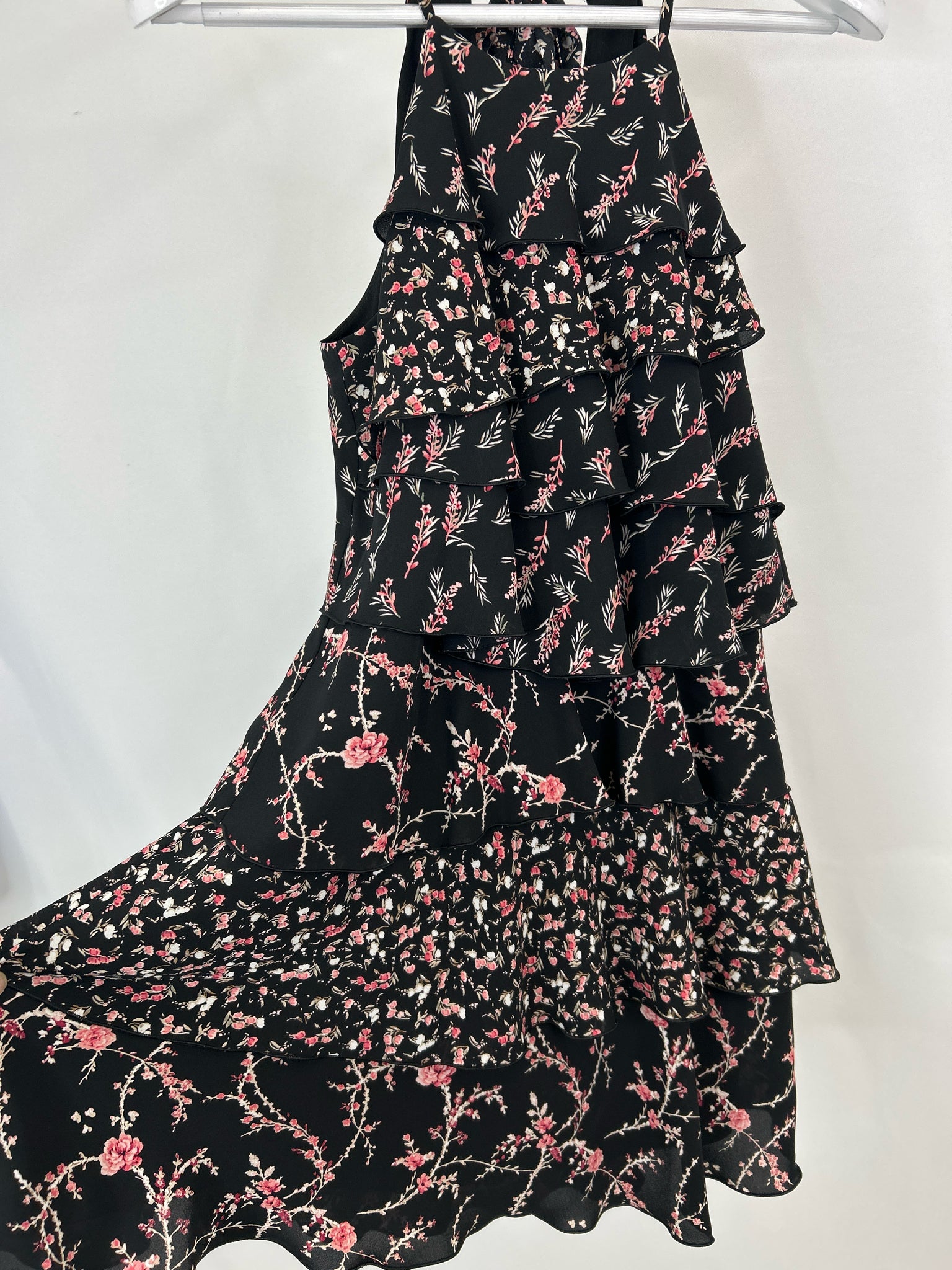 White House Black Market Size 4 Black Floral Women Dress