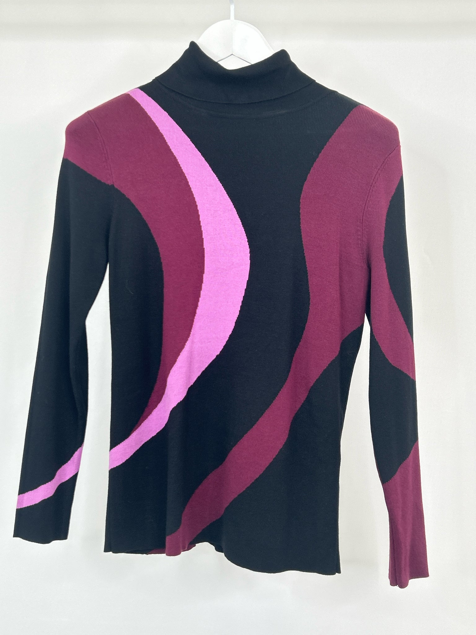 CHICO'S Size M BLACK AND BURGUNDY Women Turtleneck