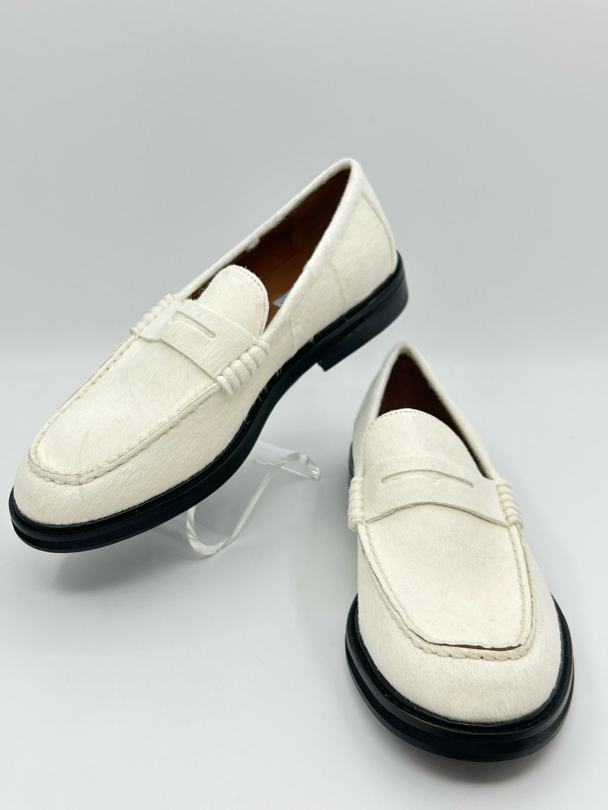 STEVE MADDEN Size 8.5M off white Women Loafer