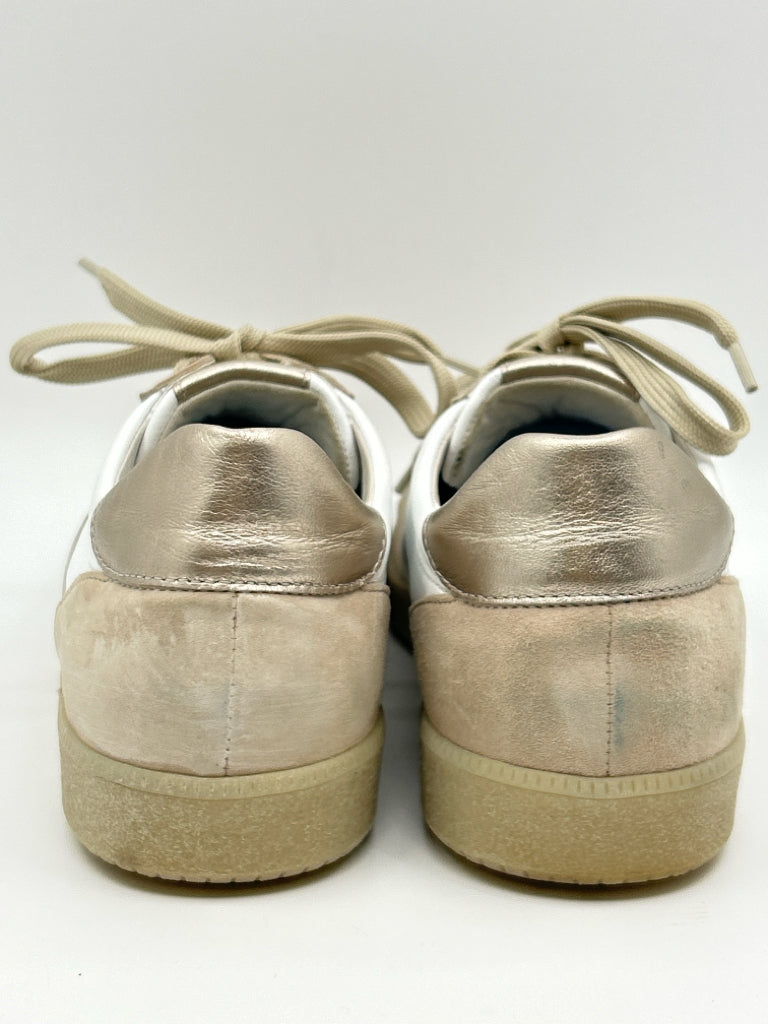GABOR Size 10.5 BEIGE AND WHITE Women's Sneakers