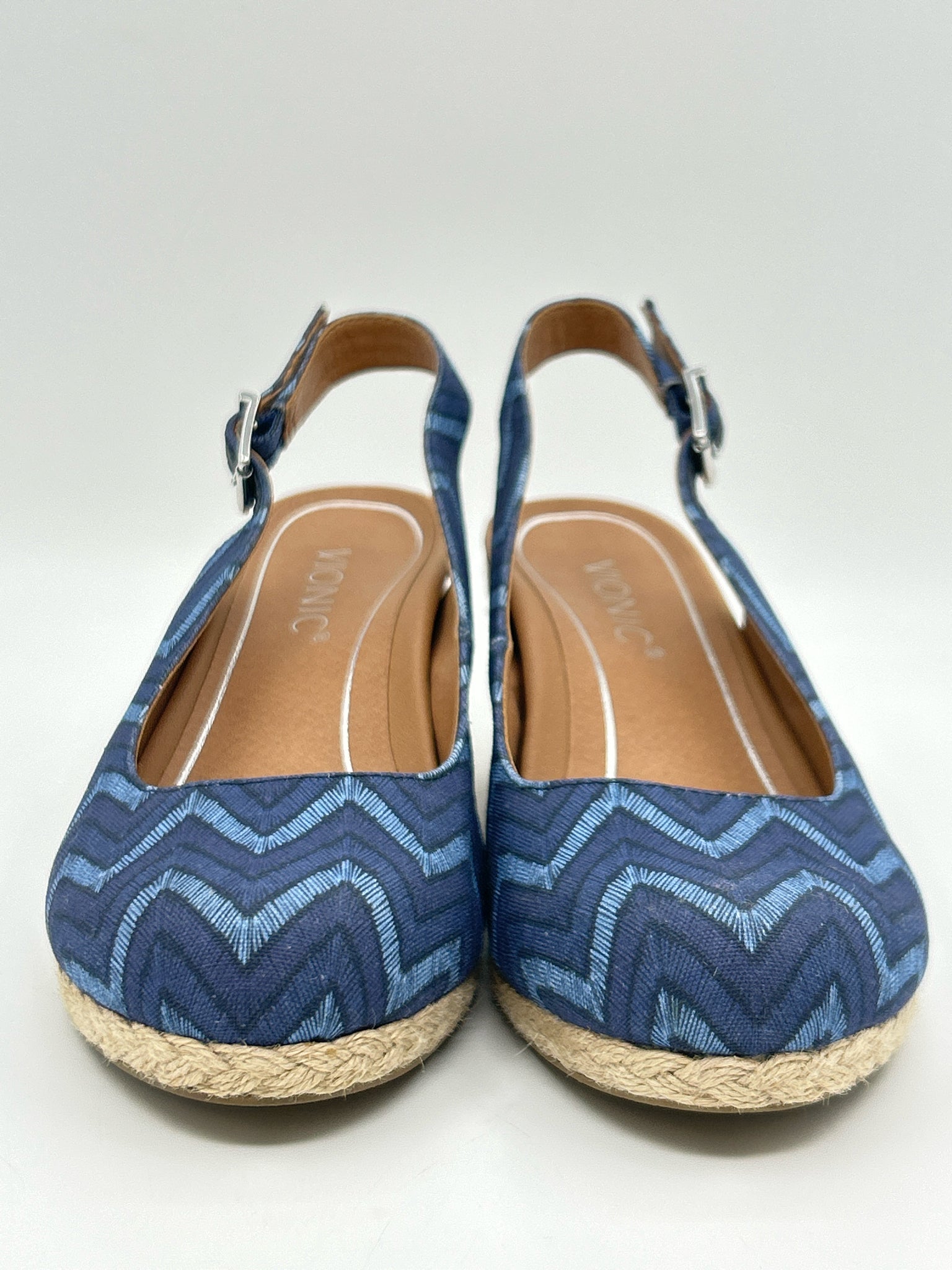 VIONIC Size 7 BLUE AND NAVY Women Sandal