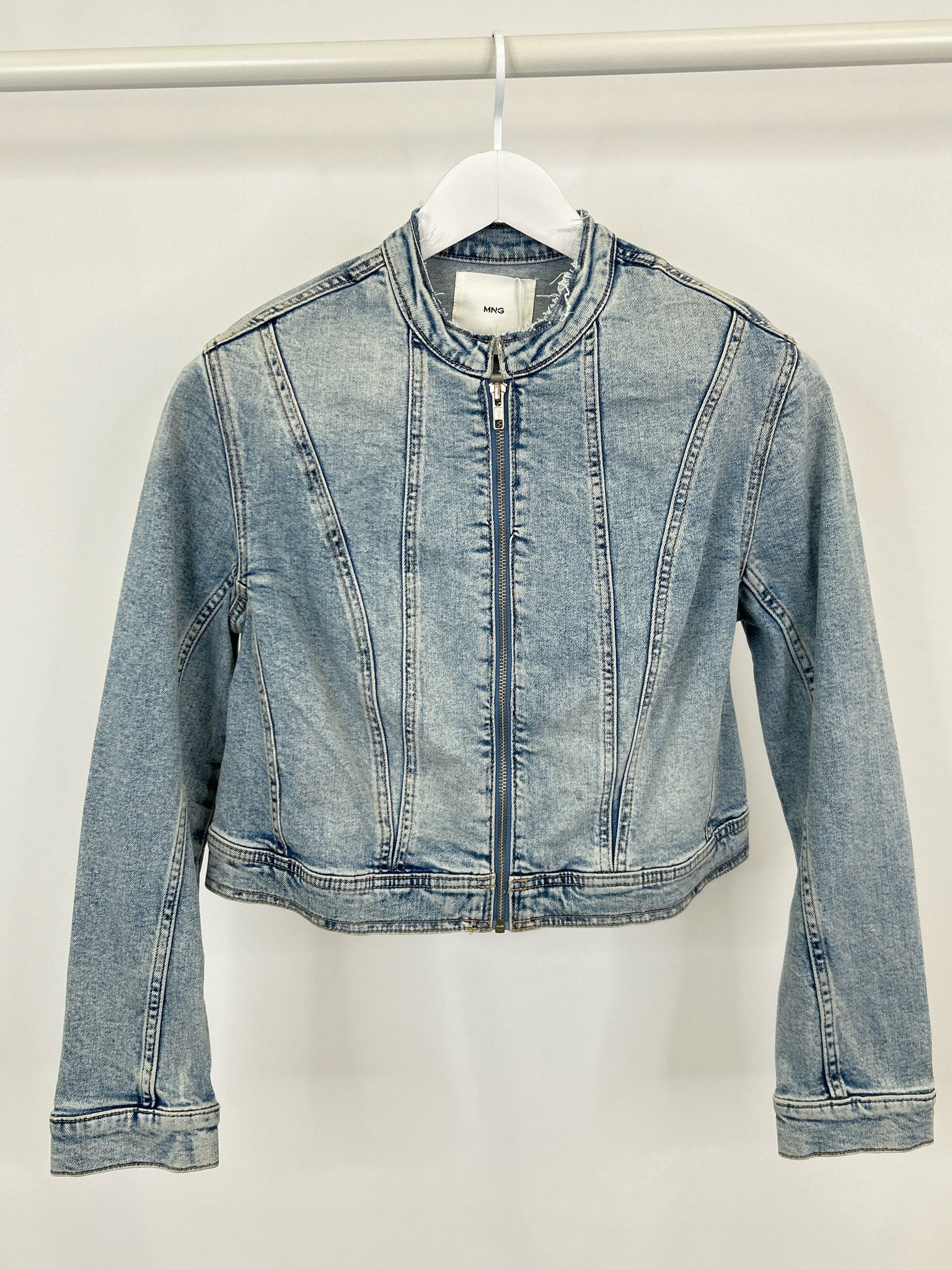 MNG NWT Size L BLUE DENIM Women Jacket