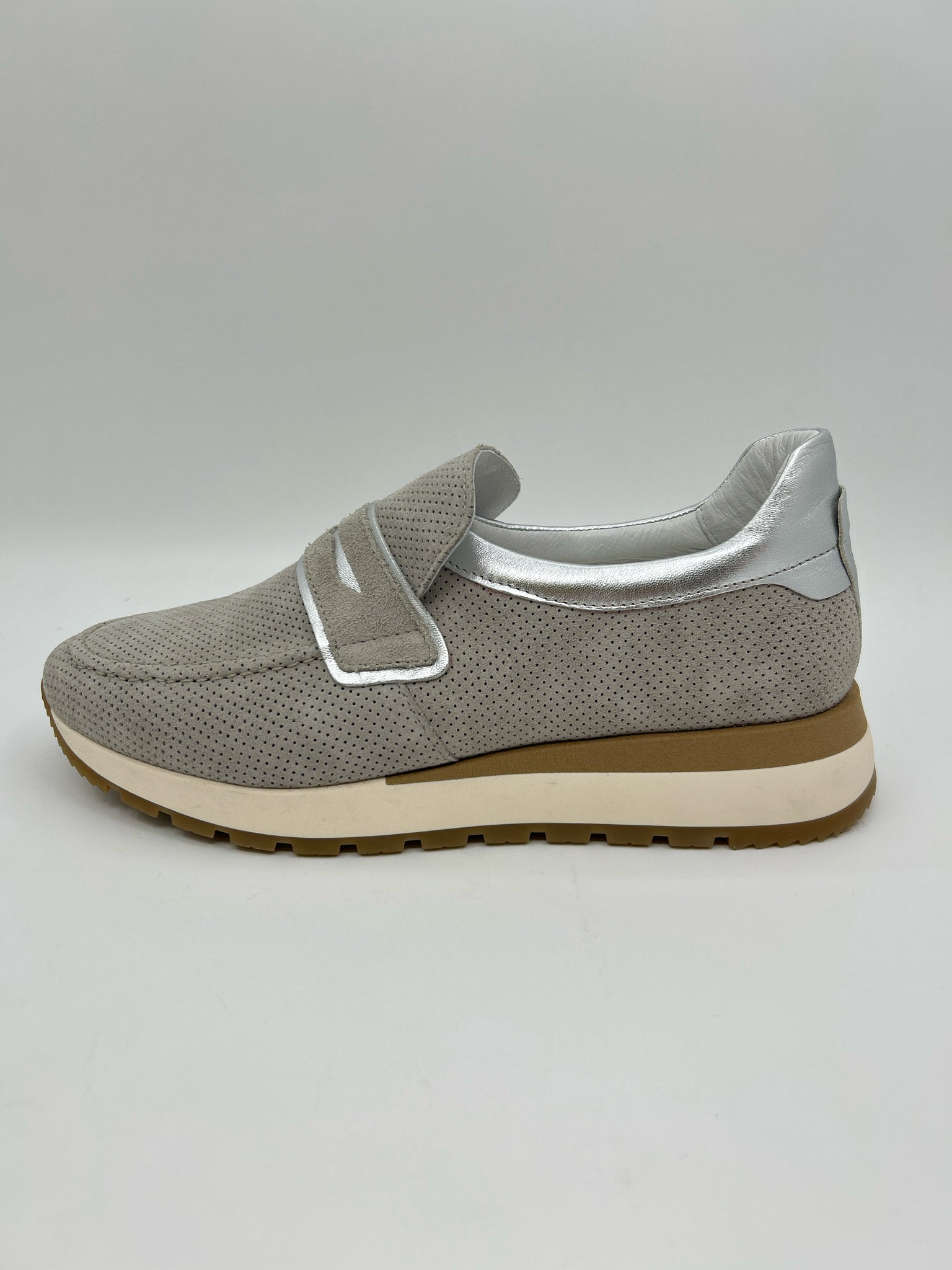 Vaddiao Size 41 Grey Women Loafer Sneaker