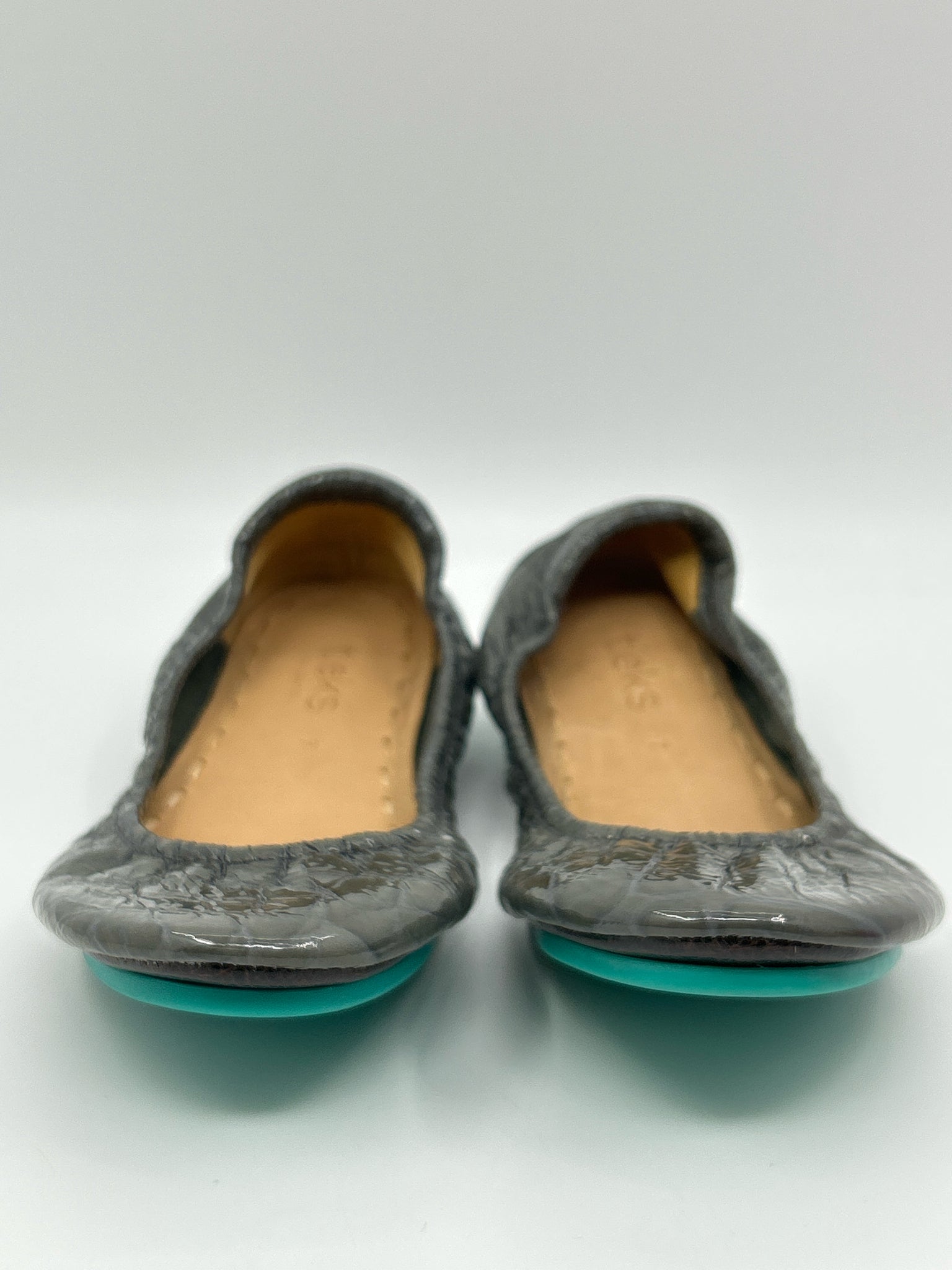TIEKS Size 7 Gray Women Flats