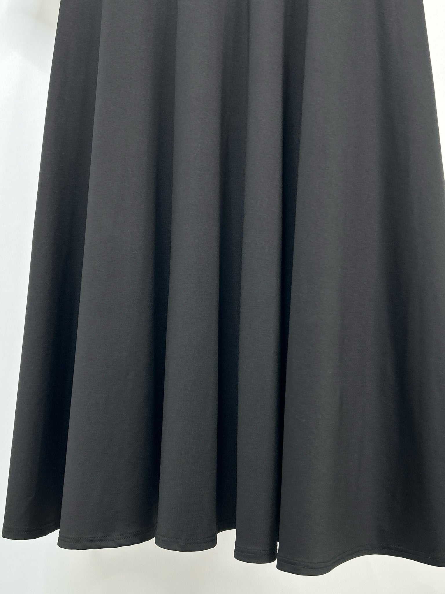 BLACK HALO NWT Size 14 Black Women Dress