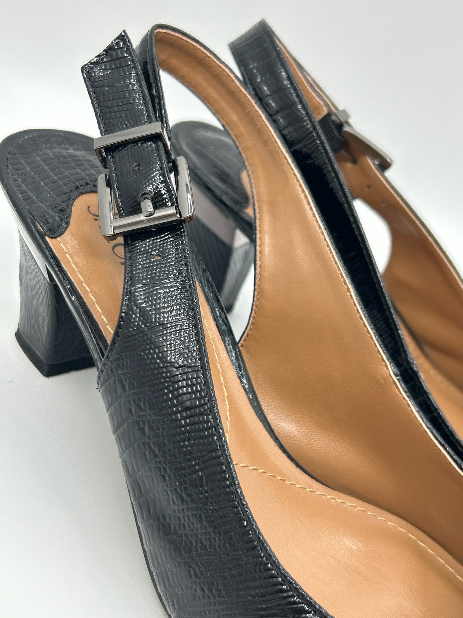J. RENEE Size 10 Black Women Pumps