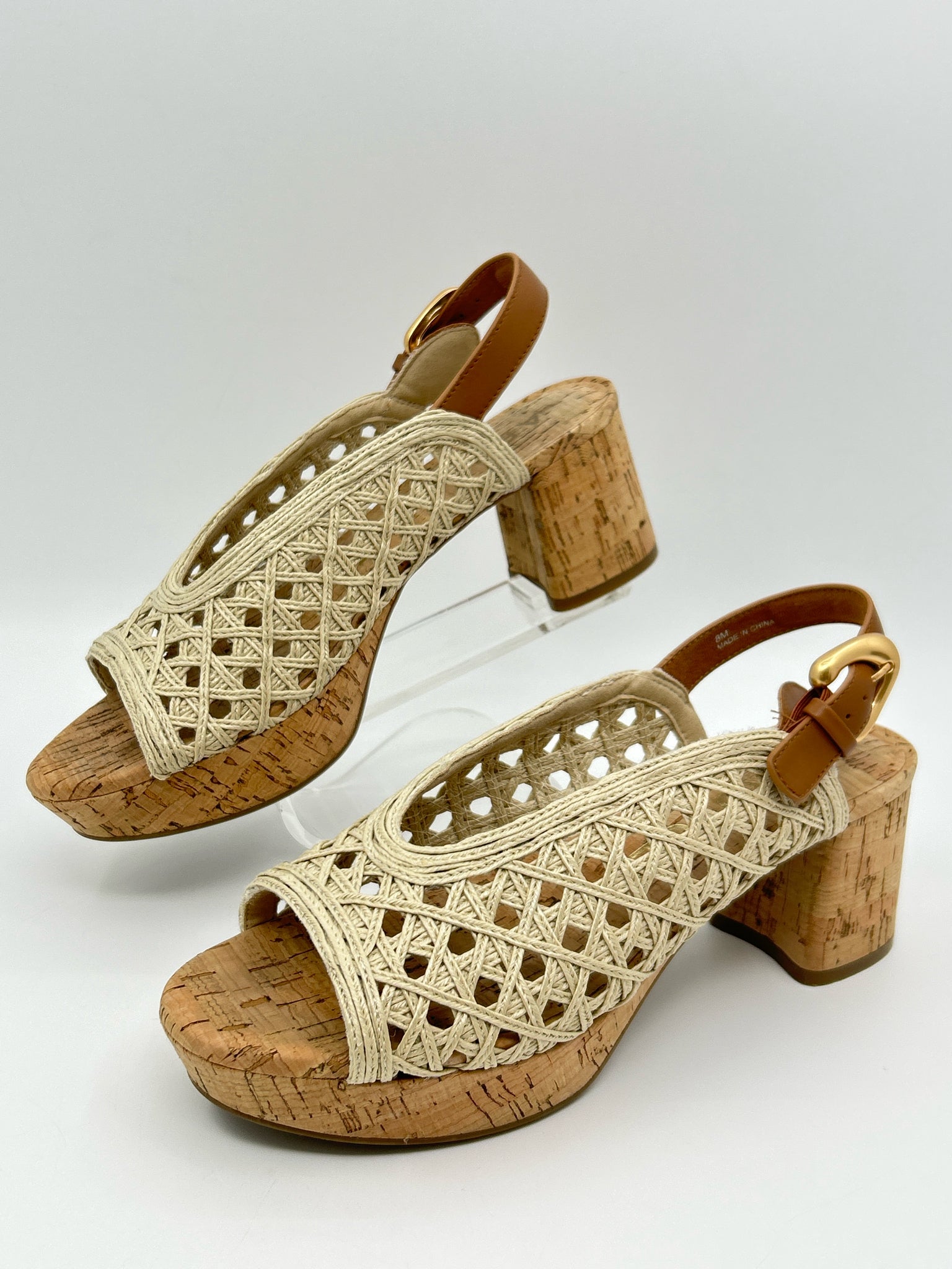 AEROSOLES Size 8M Beige Women Sandal