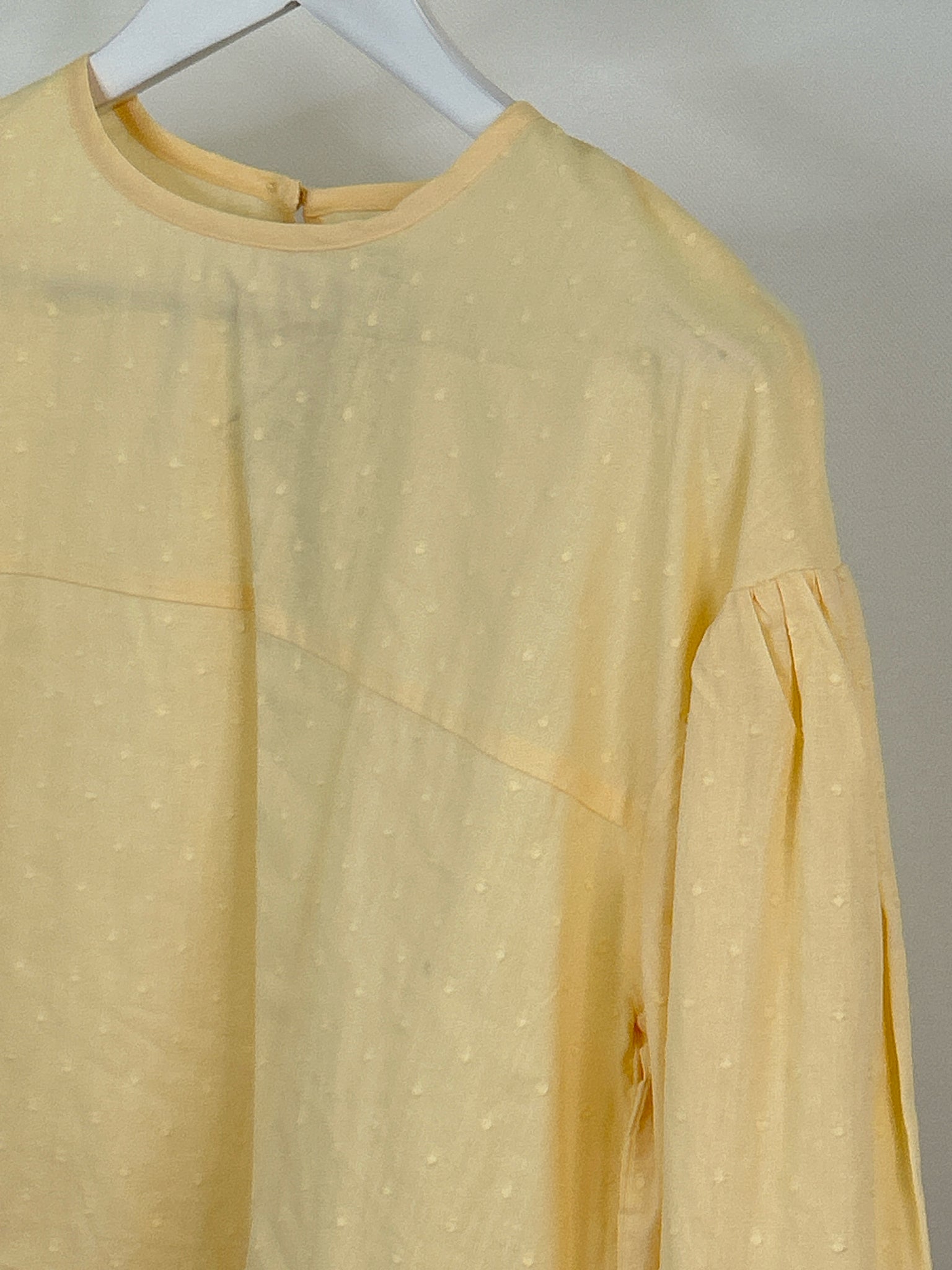 1 People Size S Cream Women Blouse