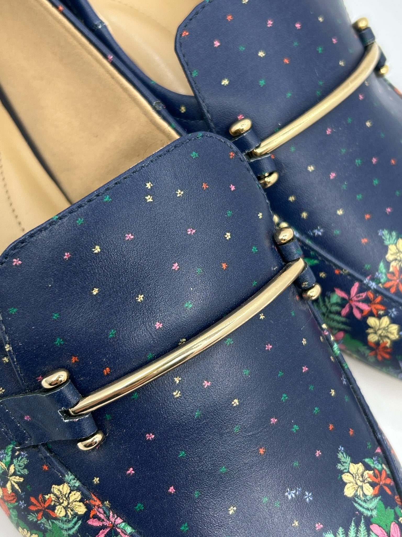 TALBOTS NWOB Size 10M NAVY FLORAL Women Loafer