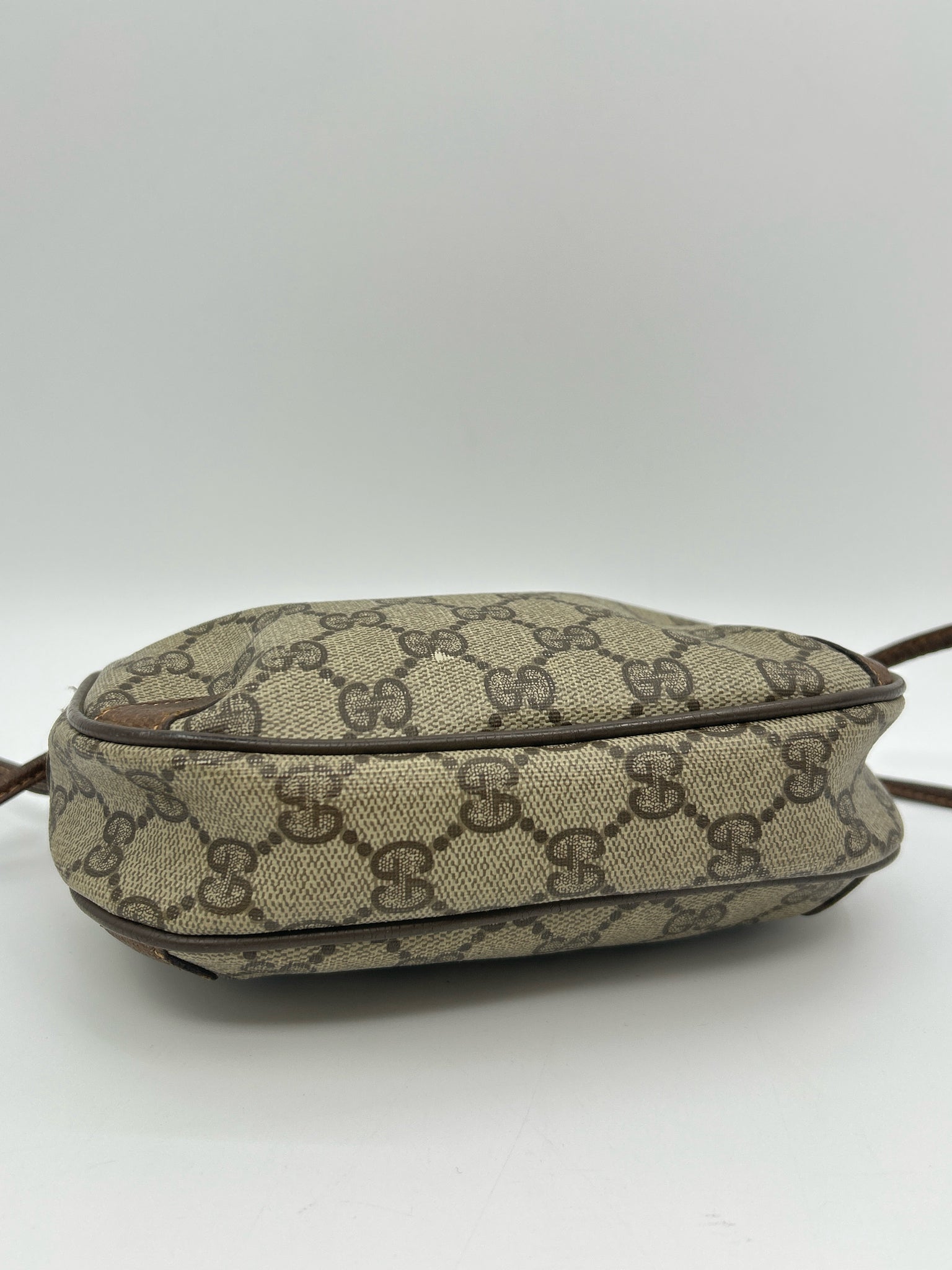 GUCCI Brown Monogram Women Purse
