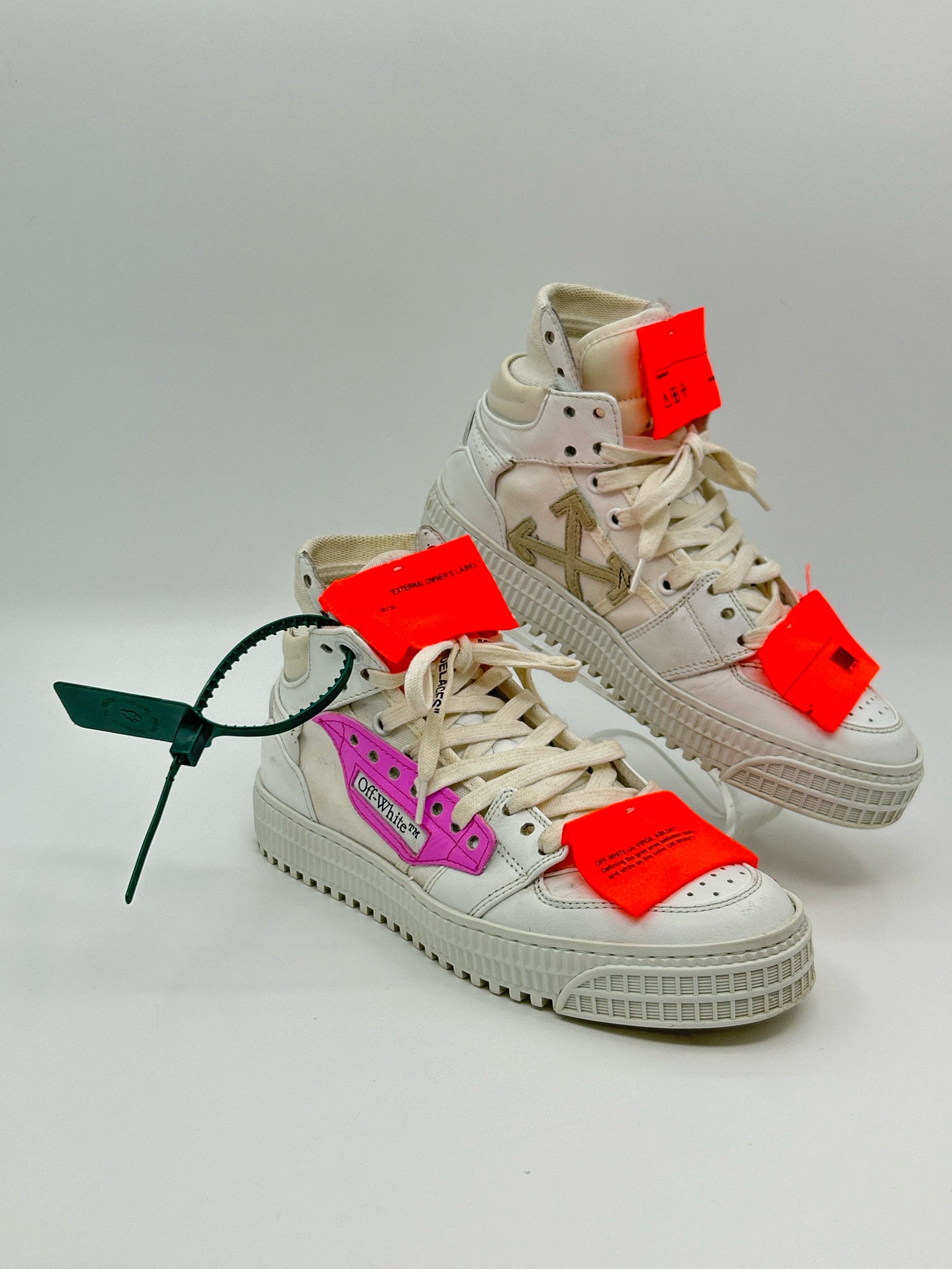 OFF-WHITE Size 36 White Print Women Sneakers