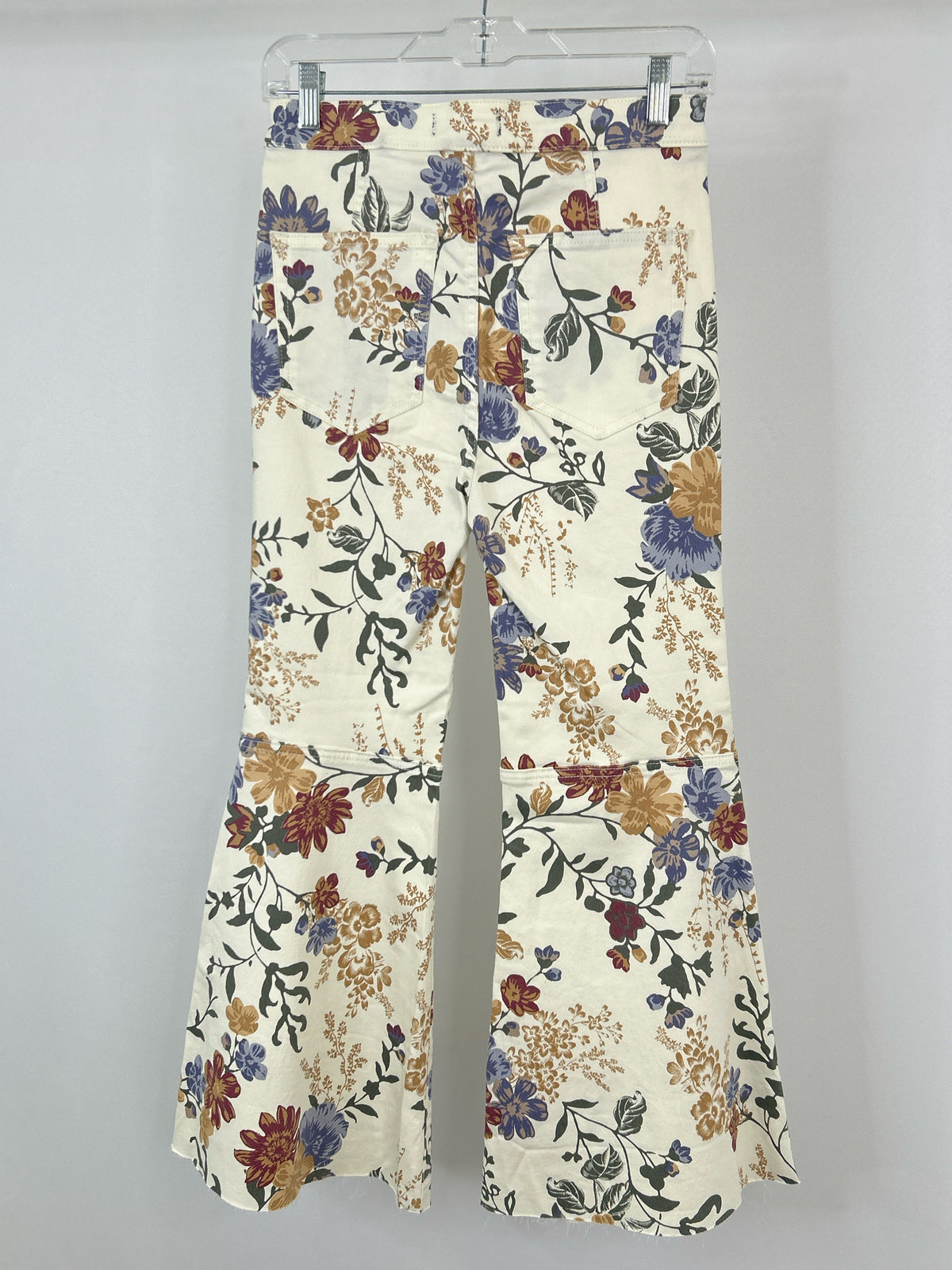 WE THE FREE Size 27/4 Cream Floral Print Women Jeans NWT