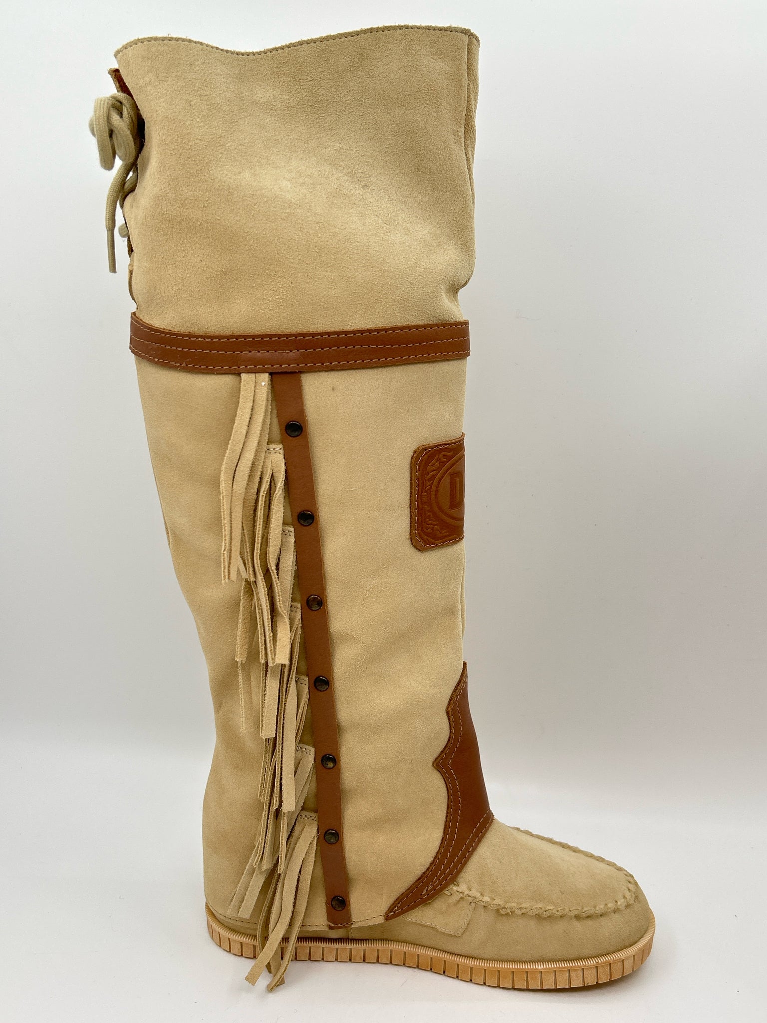 DINGO Size 7.5M BEIGE AND BROWN Women Boots