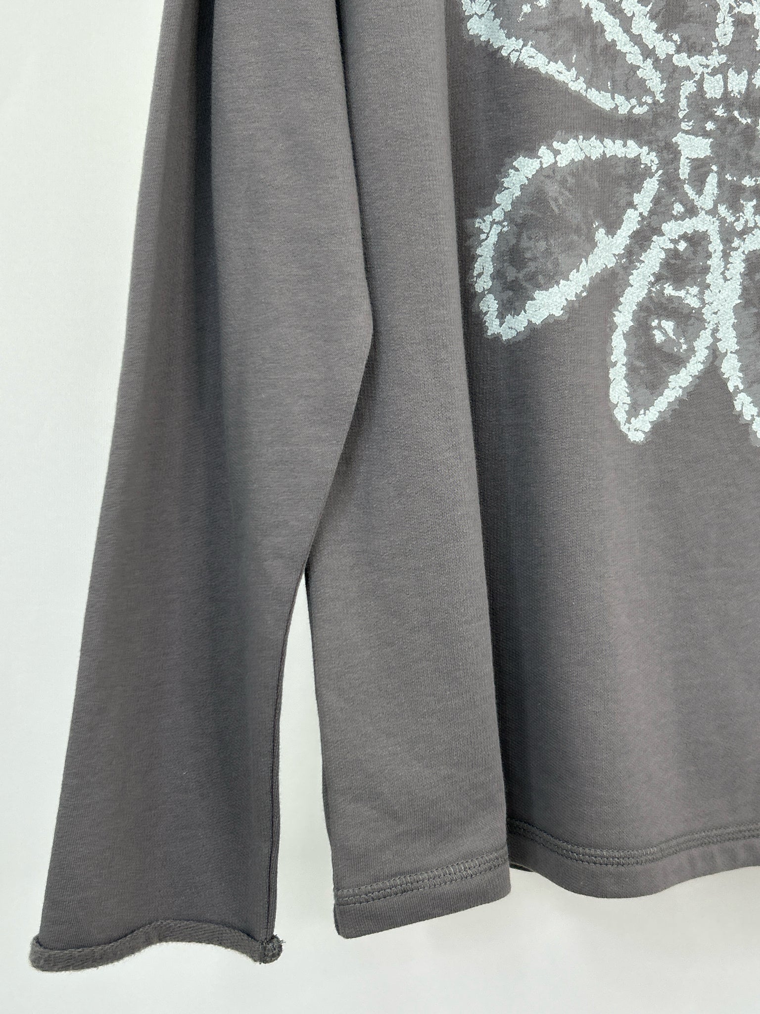 Escape by Habitat Clothes Size S Gray print Women Pullover