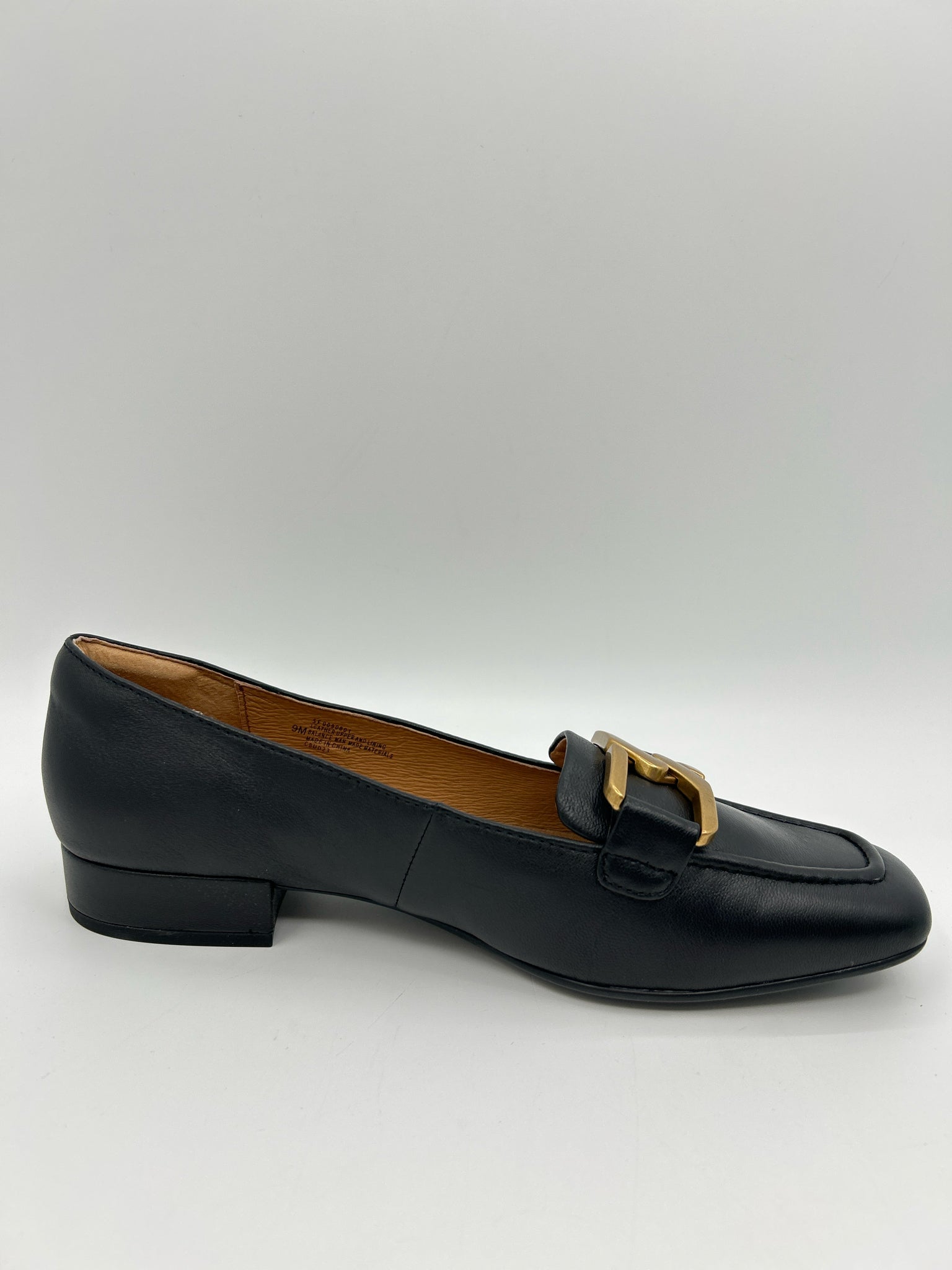 SOFFT Size 9M Black Women Loafer