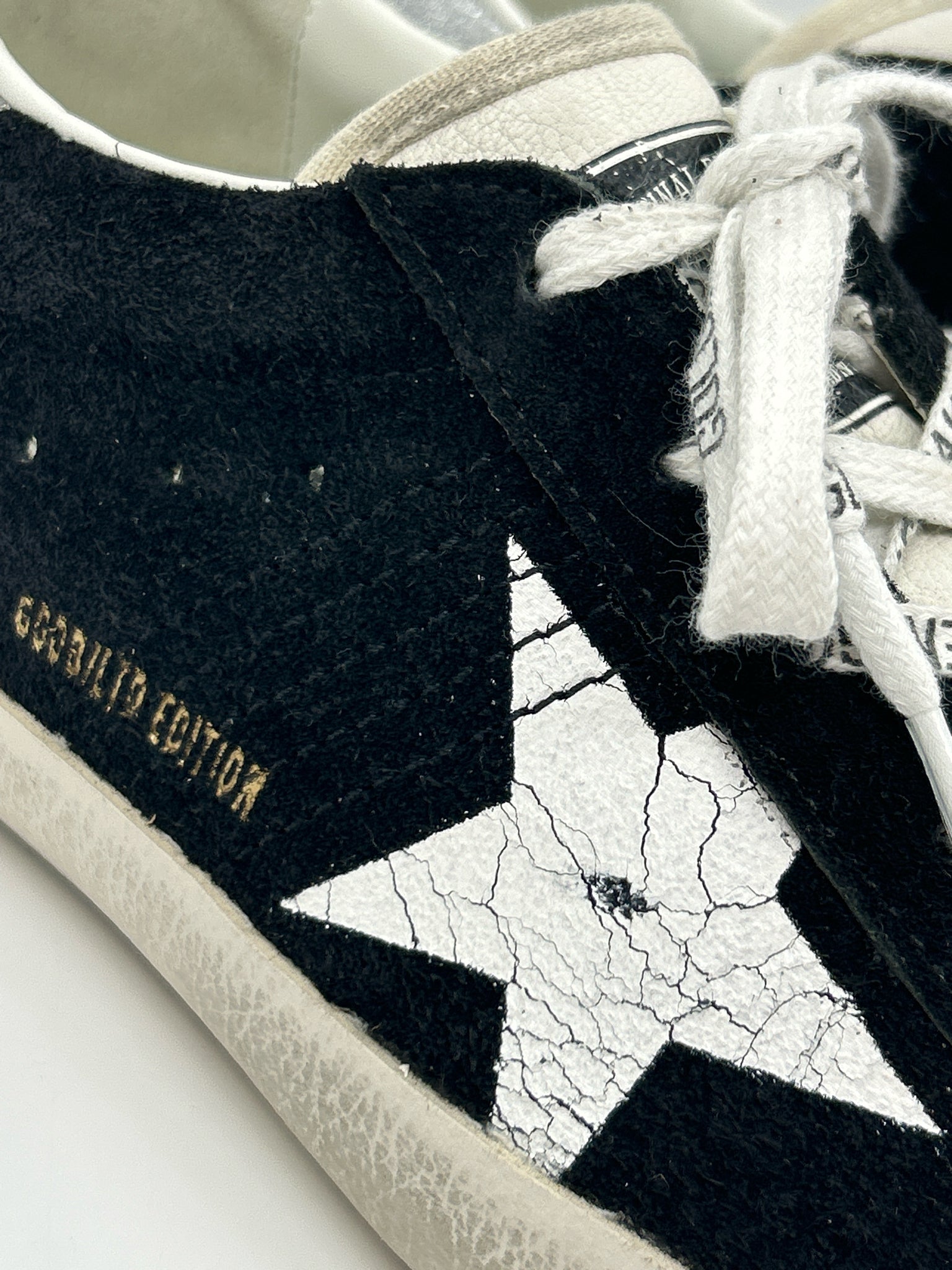 GOLDEN GOOSE Size 39/9 Black and White Women Sneakers