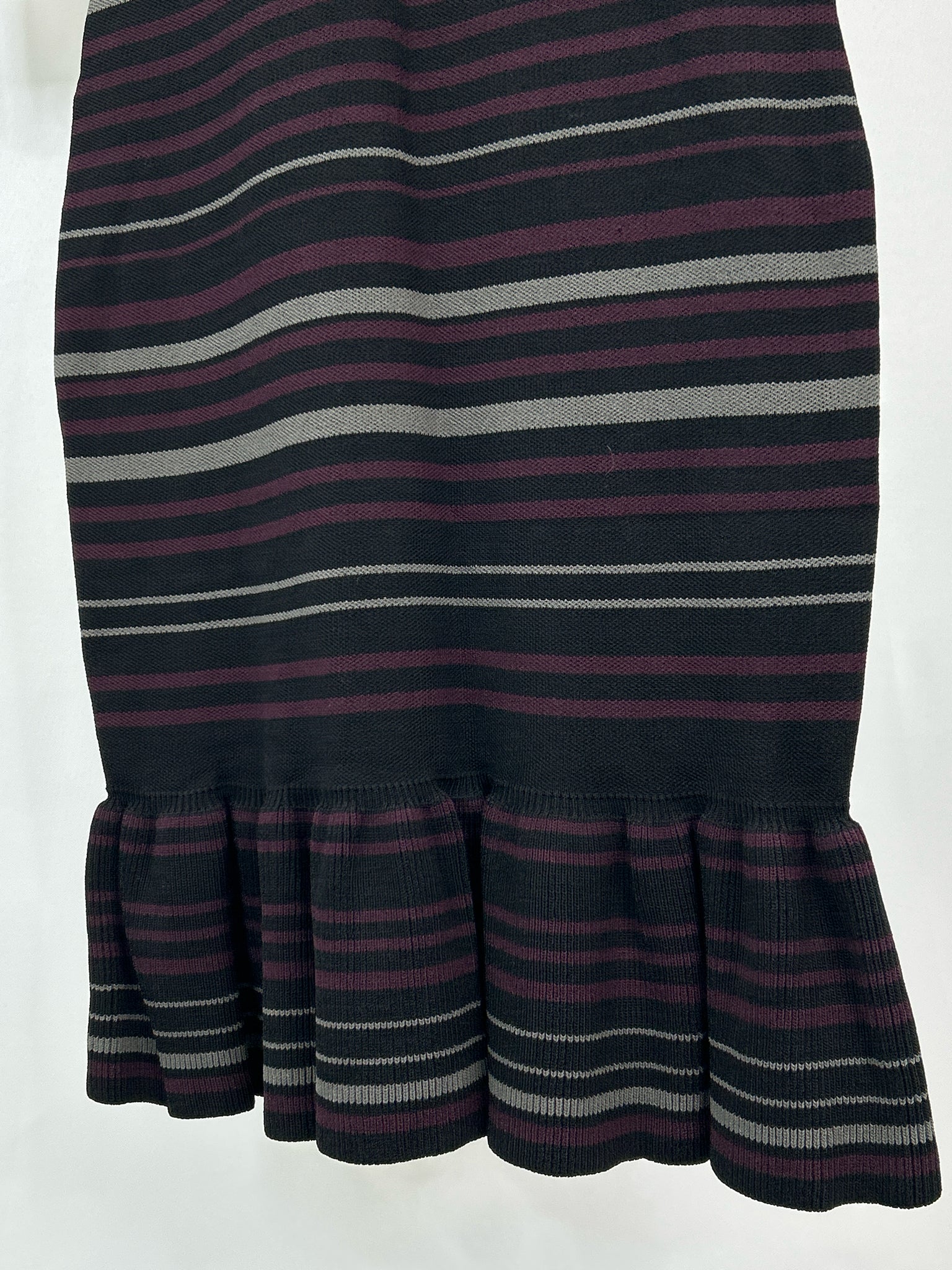 MAX STUDIO NWT Size XS BLACK AND BURGUNDY Women Dress