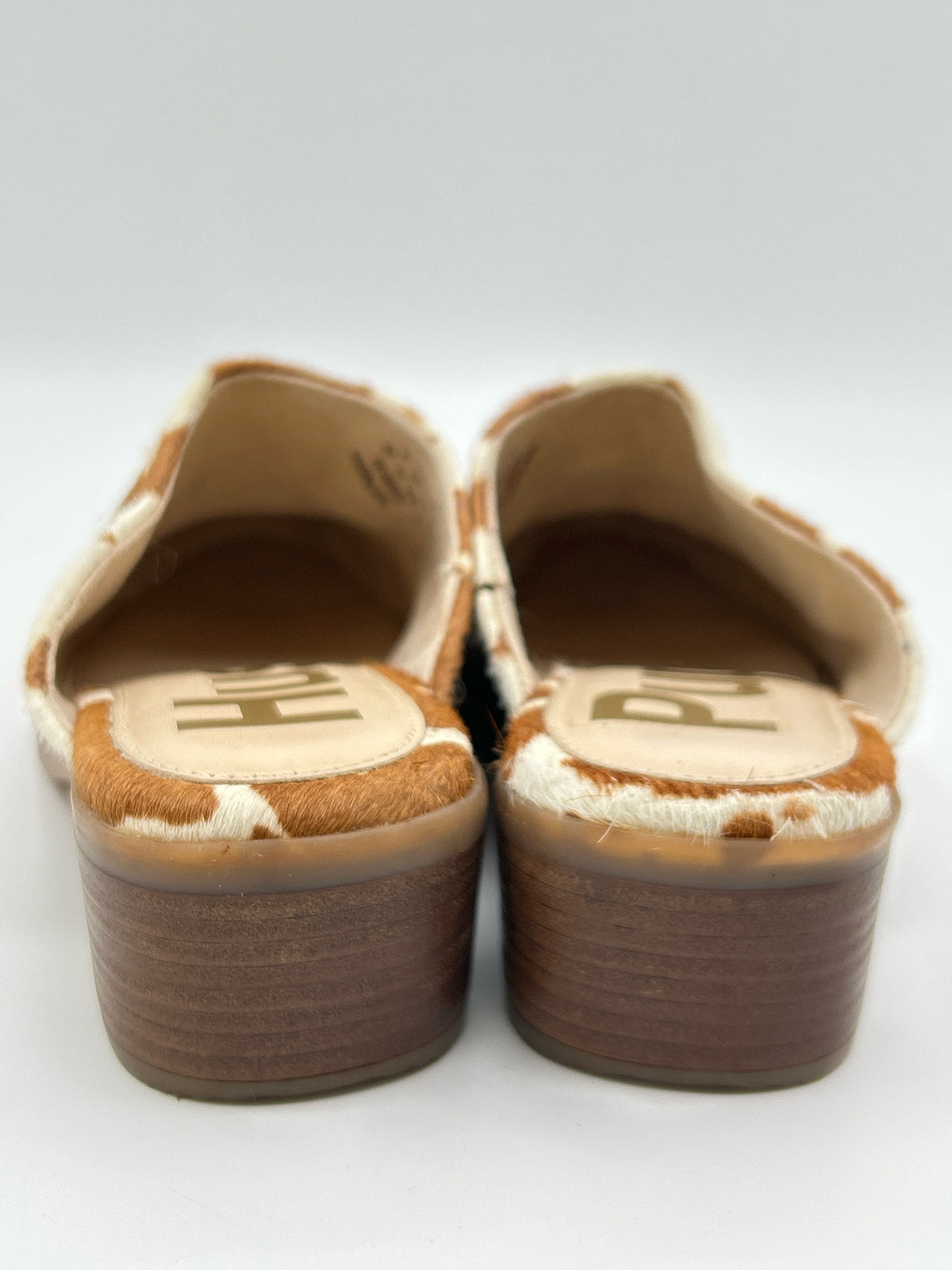 HUSH PUPPIES Size 6.5 Animal Print Women Shoes