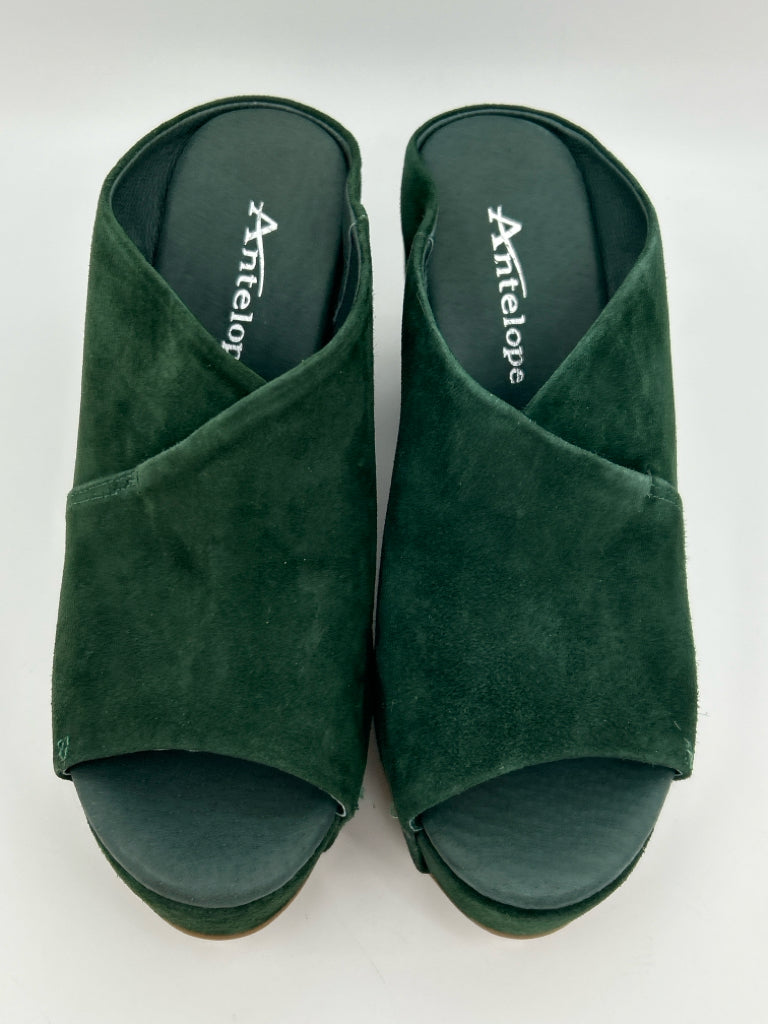ANTELOPE Size 36 Emerald Women's Sandal