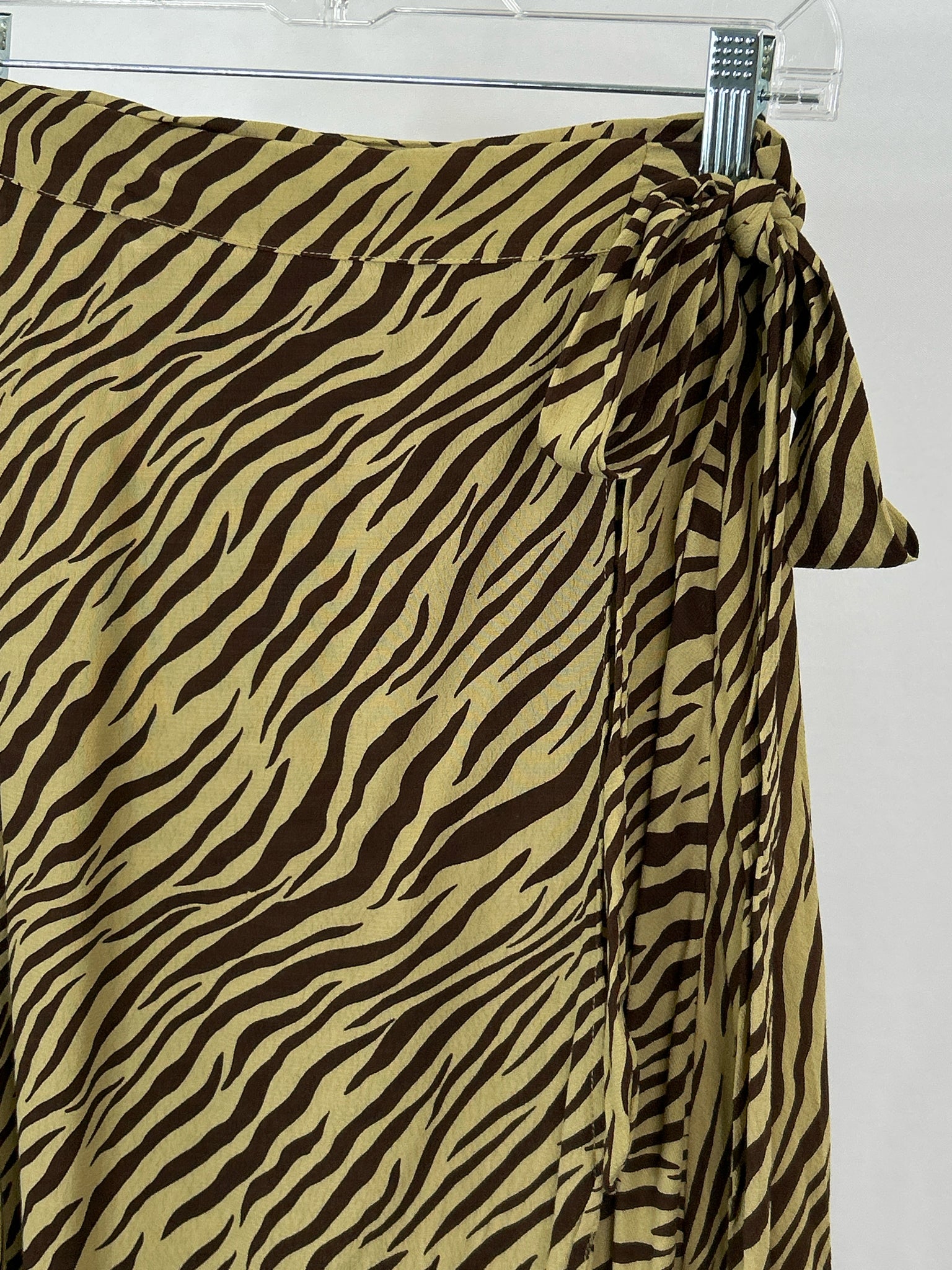 Lusana Size M BEIGE AND BROWN Women's Skirt