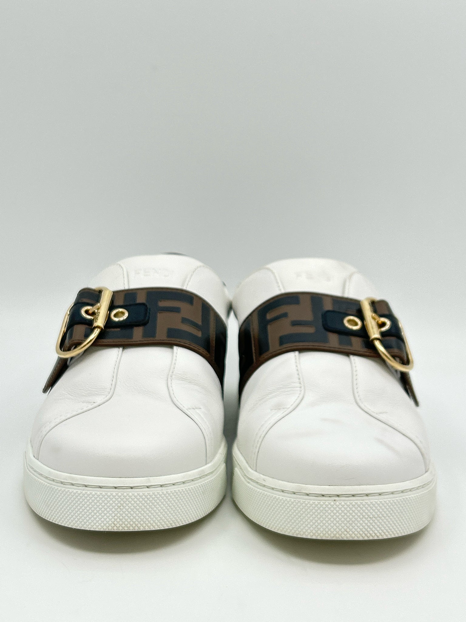 FENDI Size 38.5 White Women Sneakers