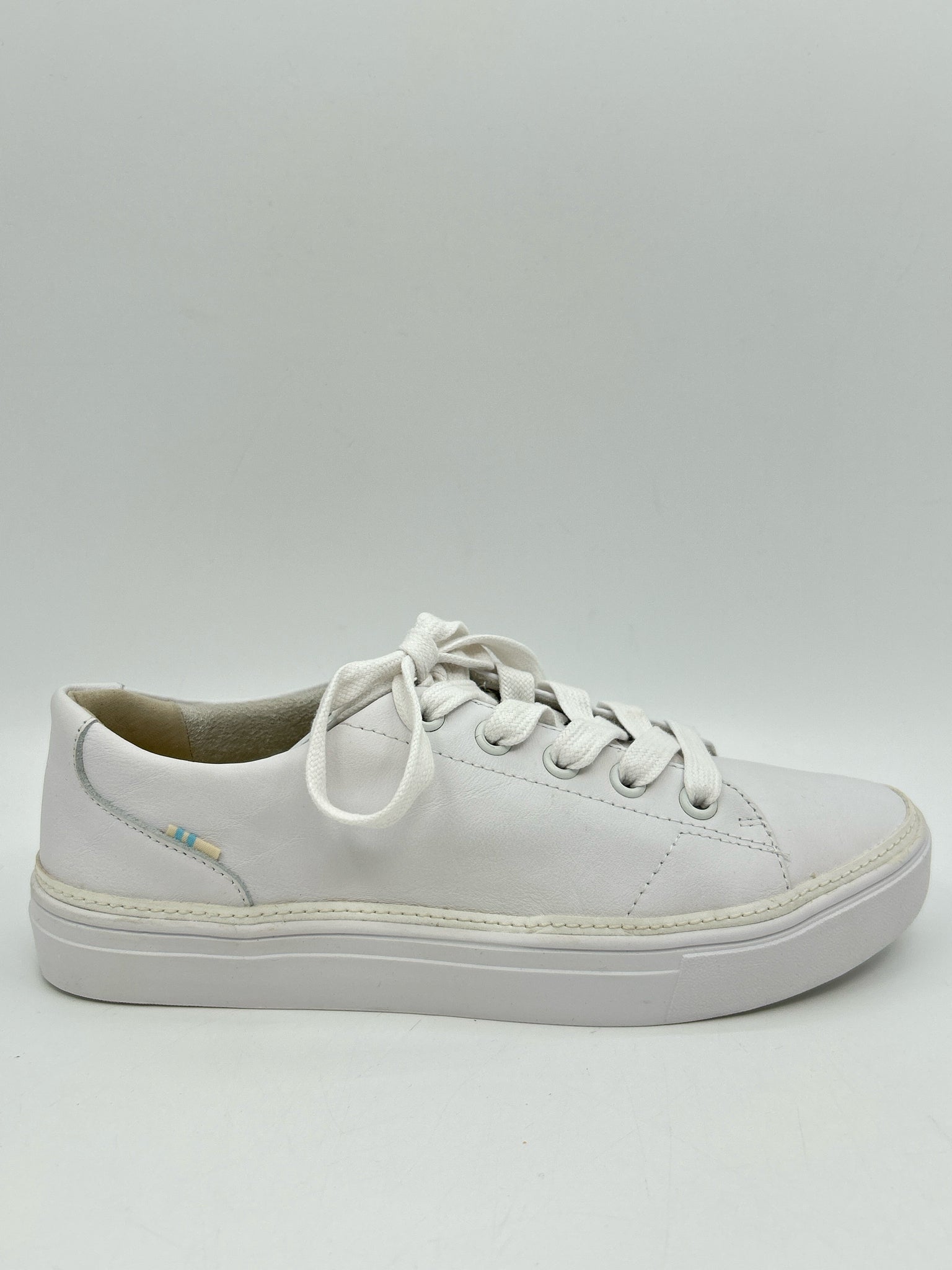 TOMS Size 8.5 White Women Sneakers