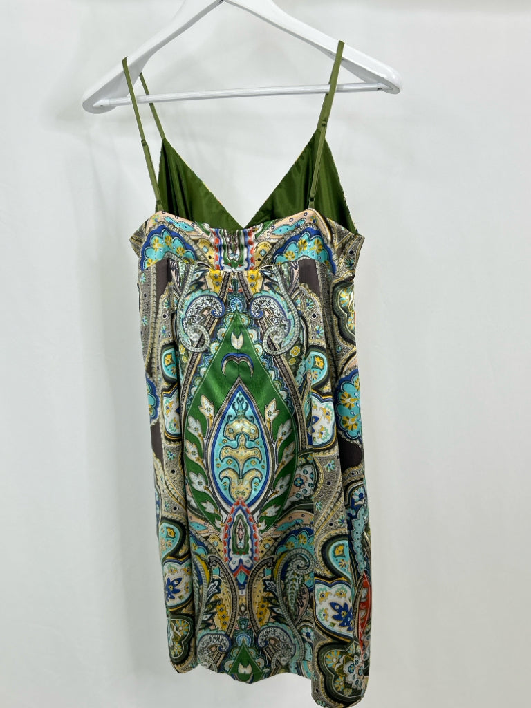 ECI Women Size 10 Green Print Satin Dress NWT
