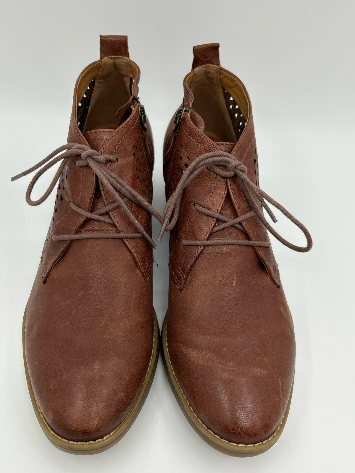 COMFORTIVA Size 10M Brown Women Booties
