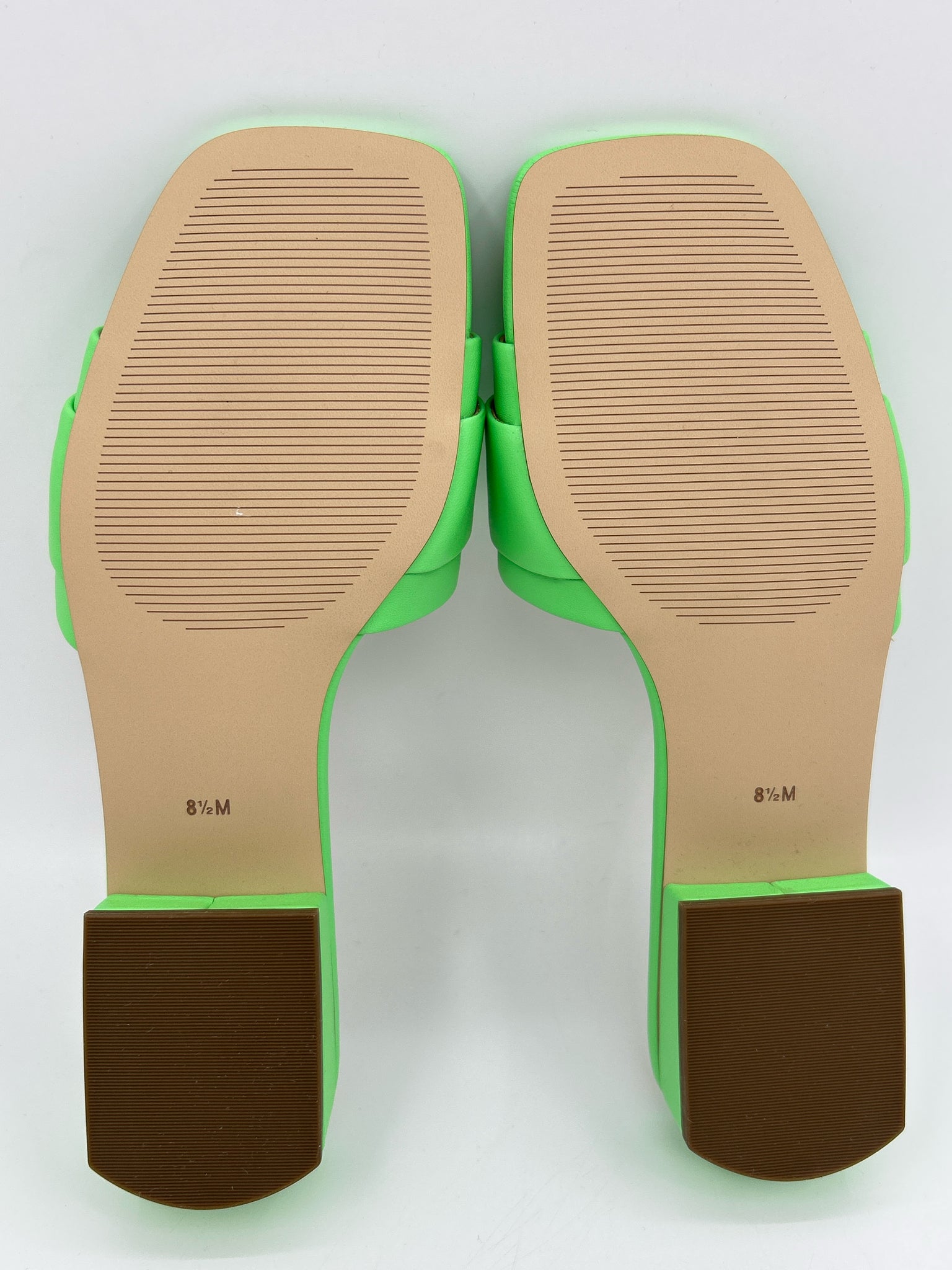 TALBOTS Size 8.5M NEON GREEN Women Sandal