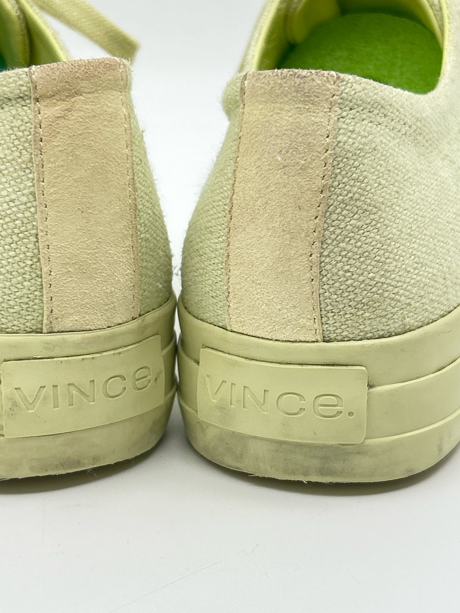 VINCE Size 8.5M Green Women Sneakers