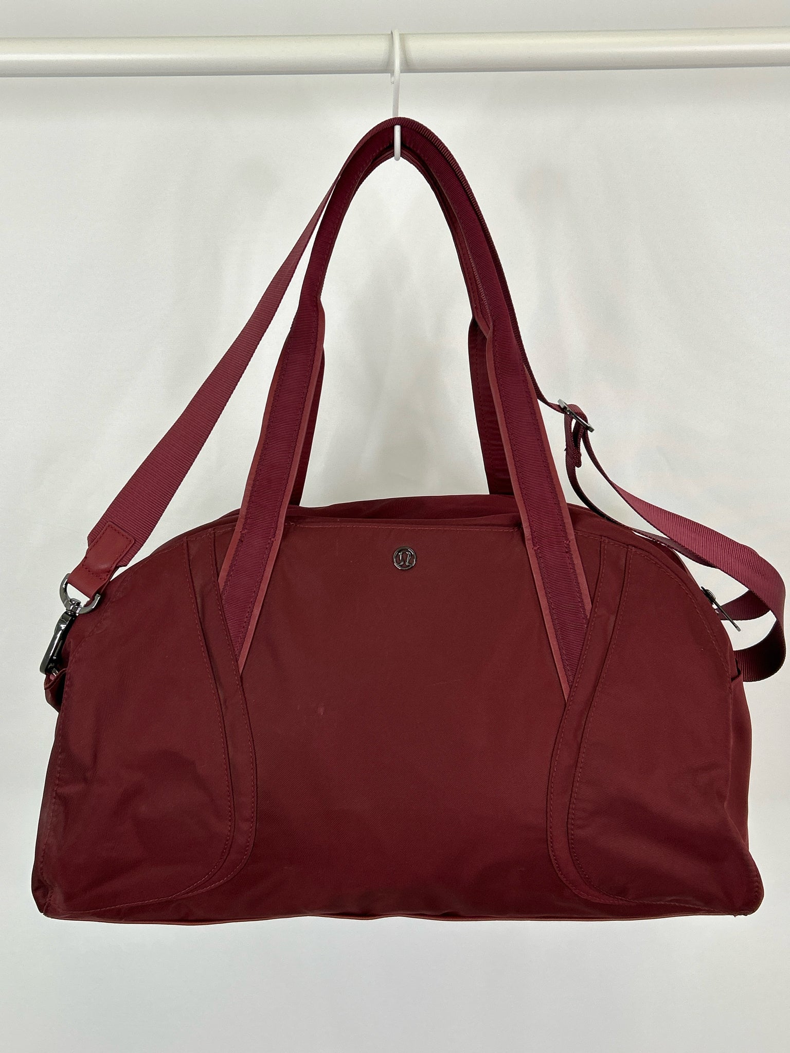 LULULEMON Burgundy Luggage