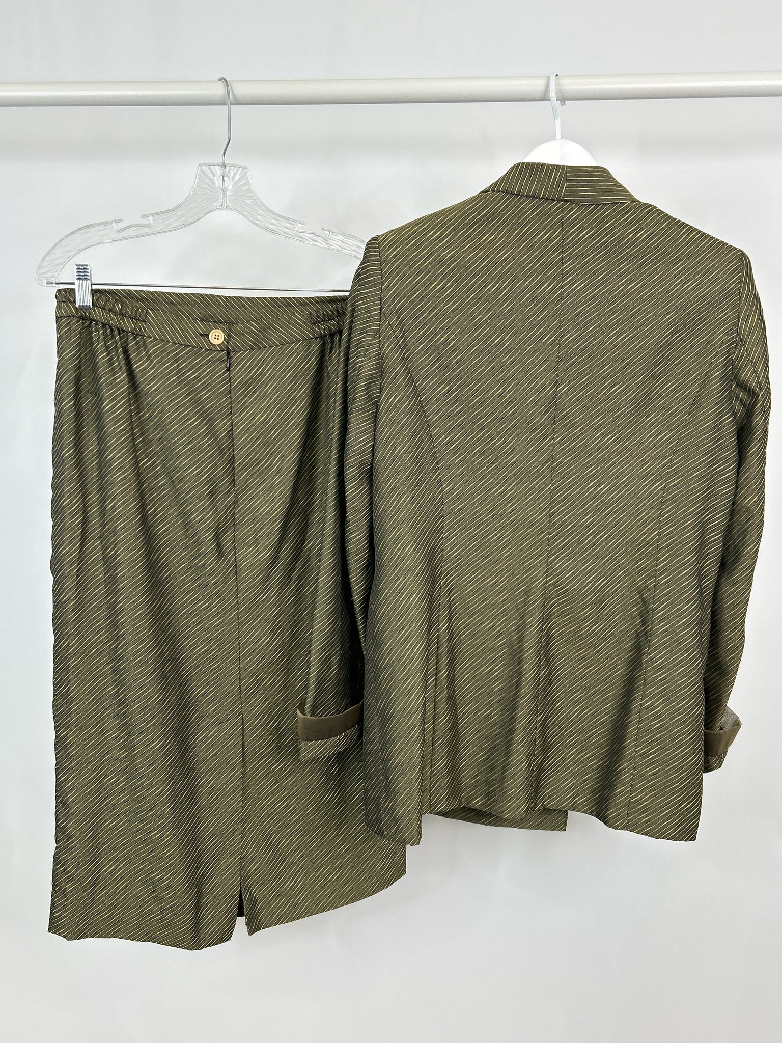 MOSHITA COUTURE Size M/L Green Print Women 2-Piece Blazer W/ Skirt