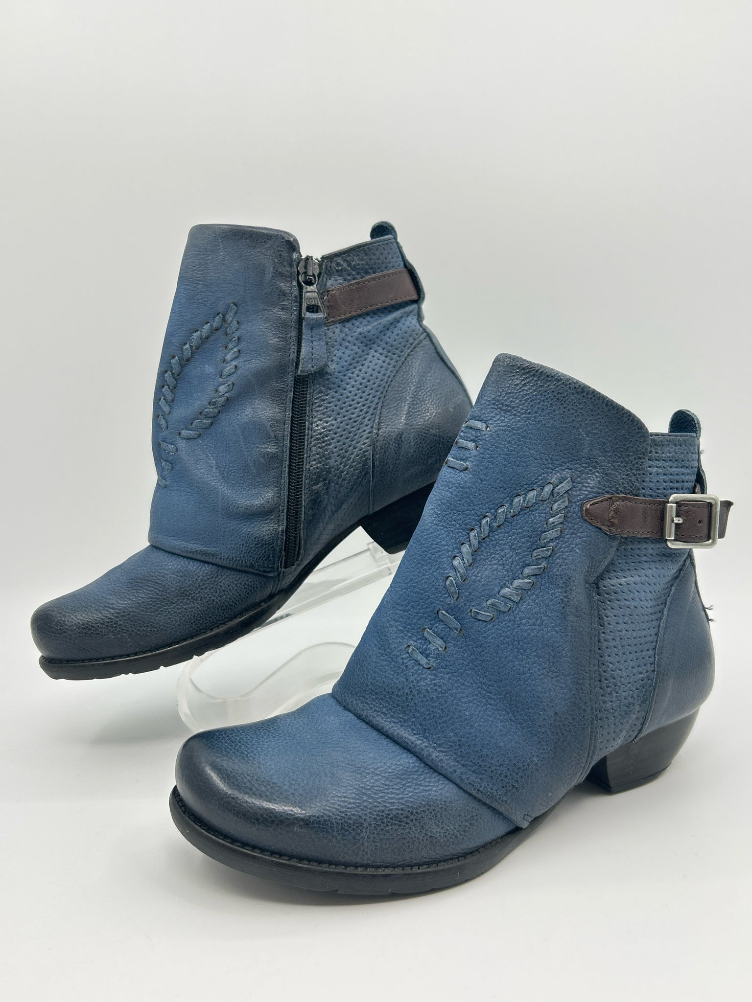 MIZ MOOZ Size 37 Blue Women Booties